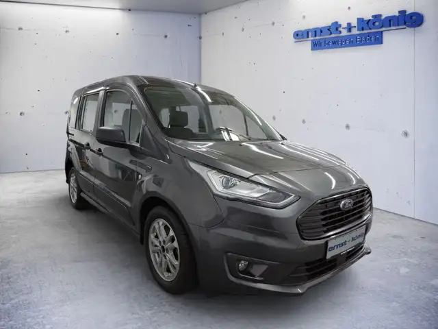 Ford Tourneo Connect view 2
