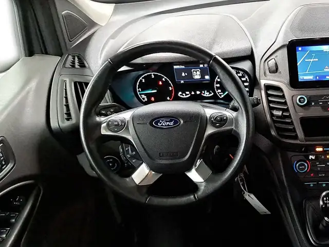 Ford Tourneo Connect view 12