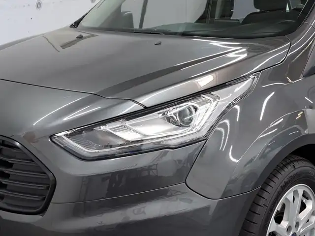 Ford Tourneo Connect view 5