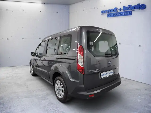 Ford Tourneo Connect view 4