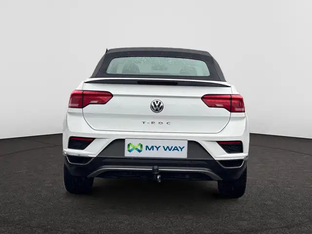 Volkswagen T-Roc view 6