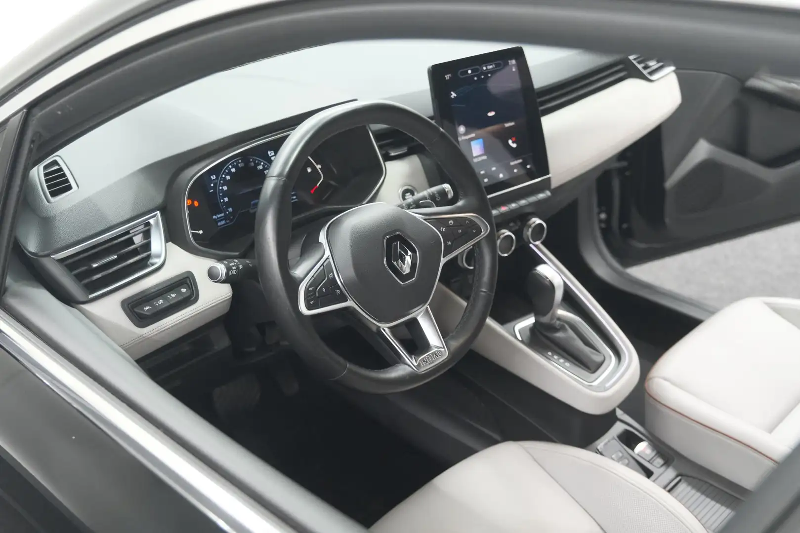 Renault Clio TCe 130 EDC Initiale Paris | Pack Winter | Camera Zwart - 2