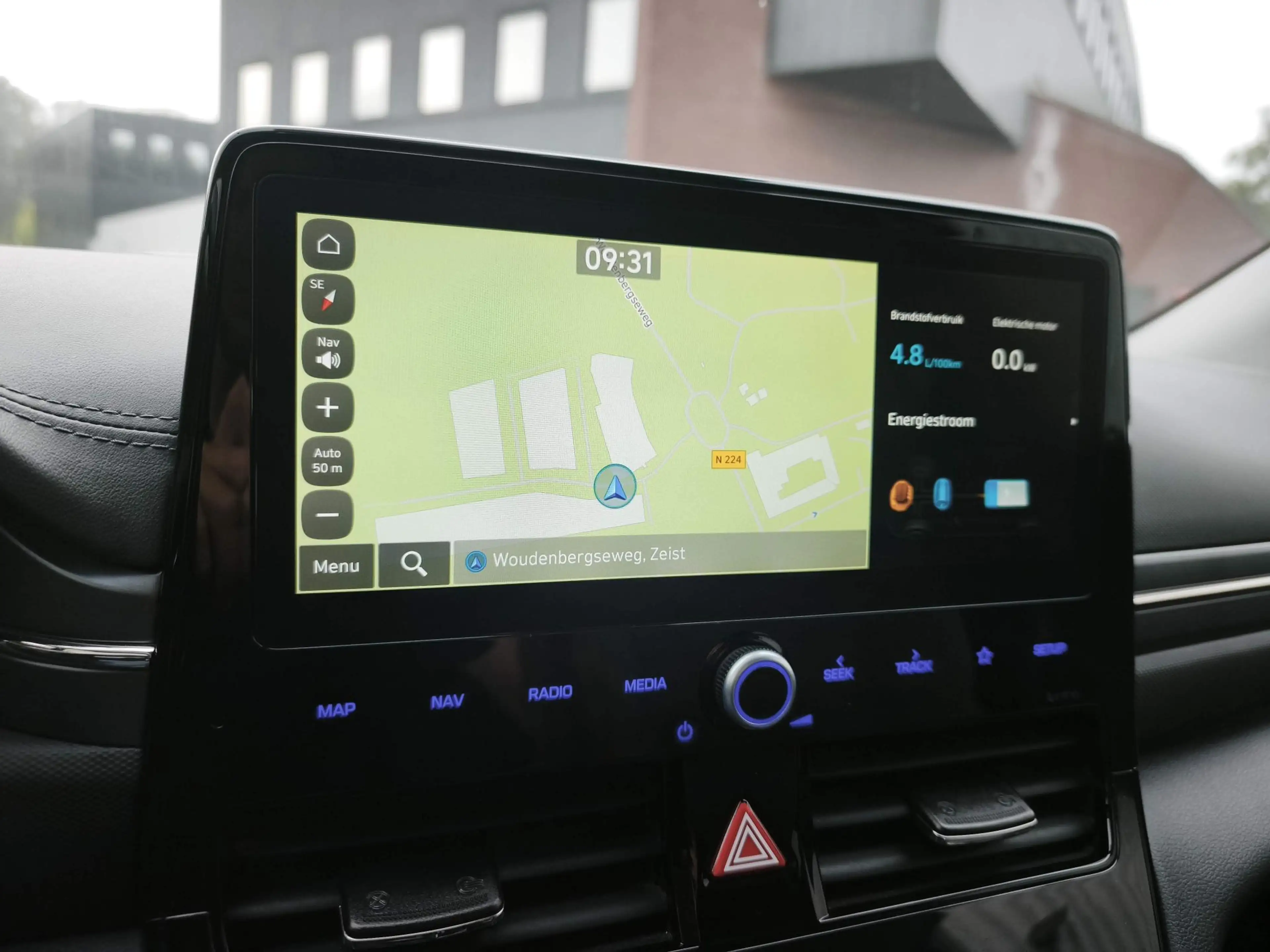 Hyundai IONIQ 1.6 GDi i-Motion Navi|Camera — photo 25