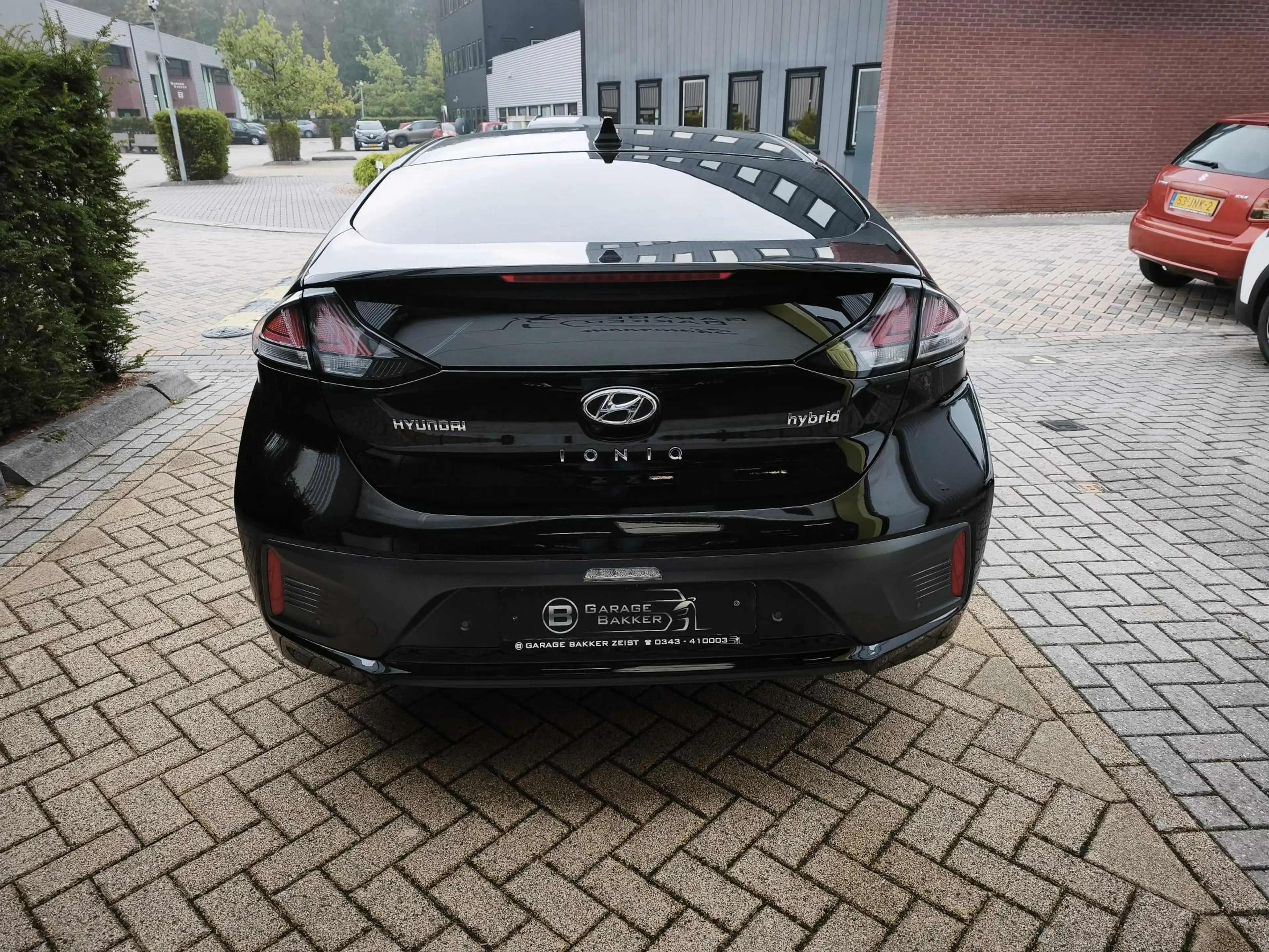 Hyundai IONIQ 1.6 GDi i-Motion Navi|Camera — photo 6