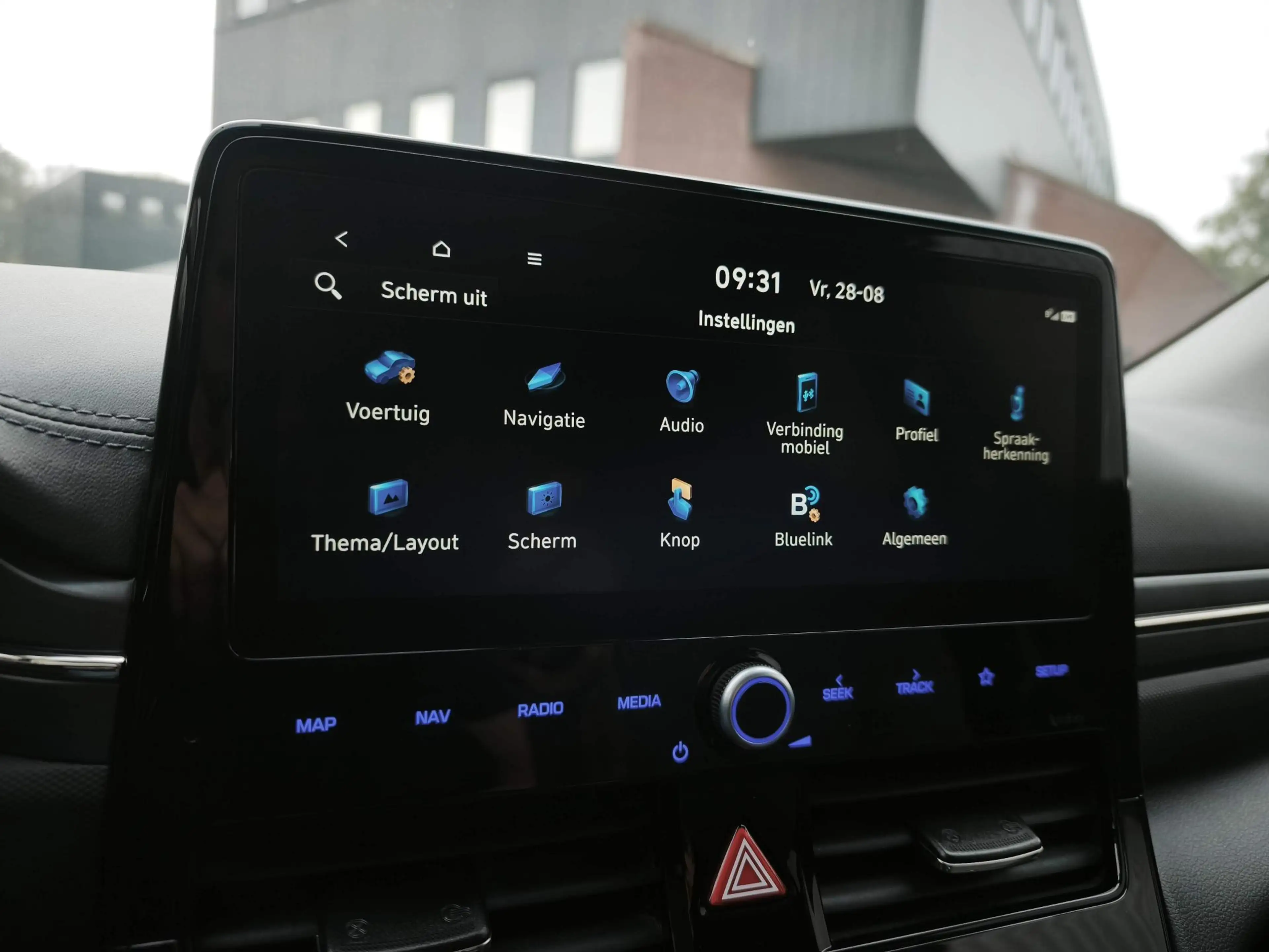 Hyundai IONIQ 1.6 GDi i-Motion Navi|Camera — photo 27