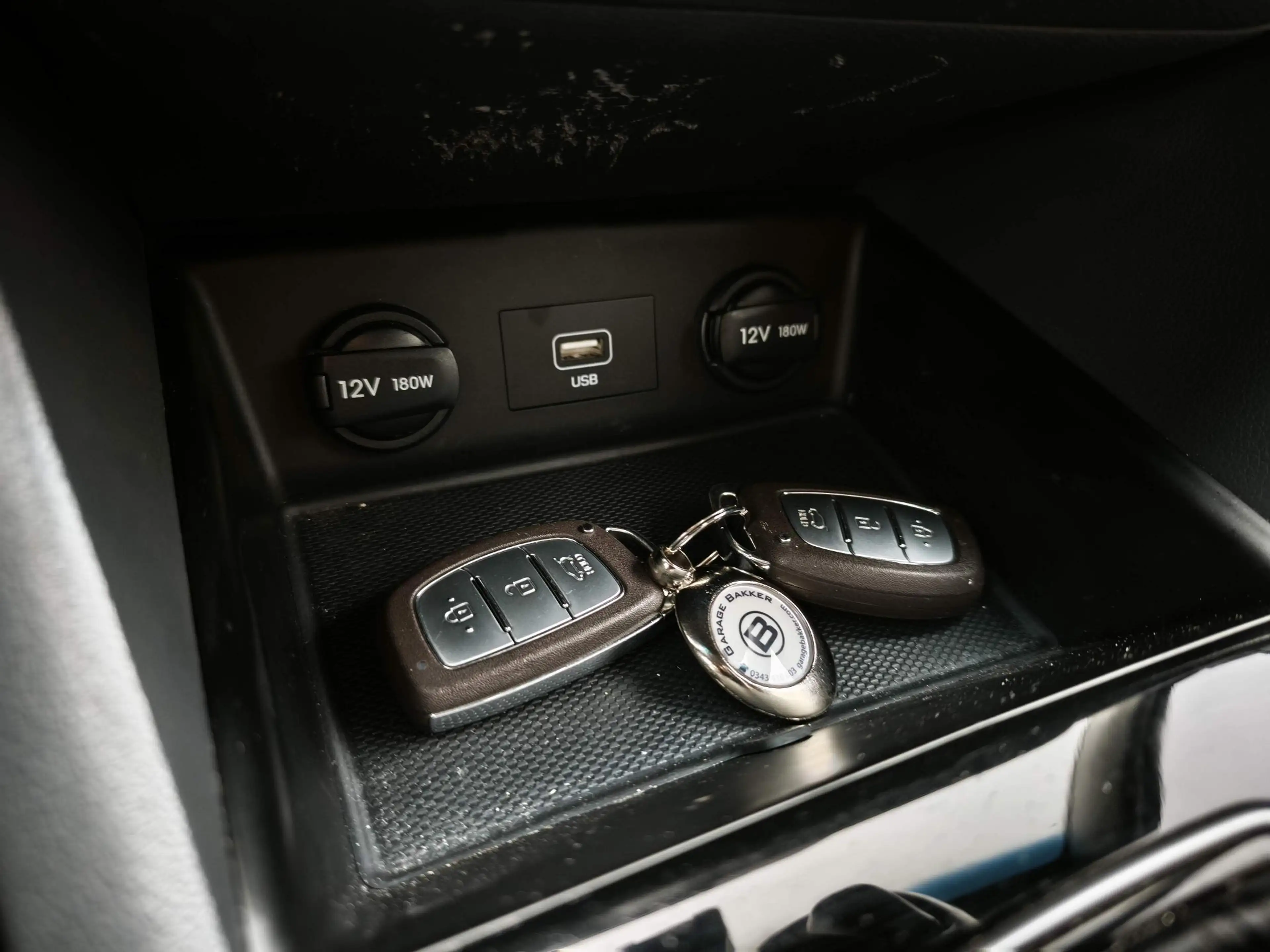 Hyundai IONIQ 1.6 GDi i-Motion Navi|Camera — photo 28