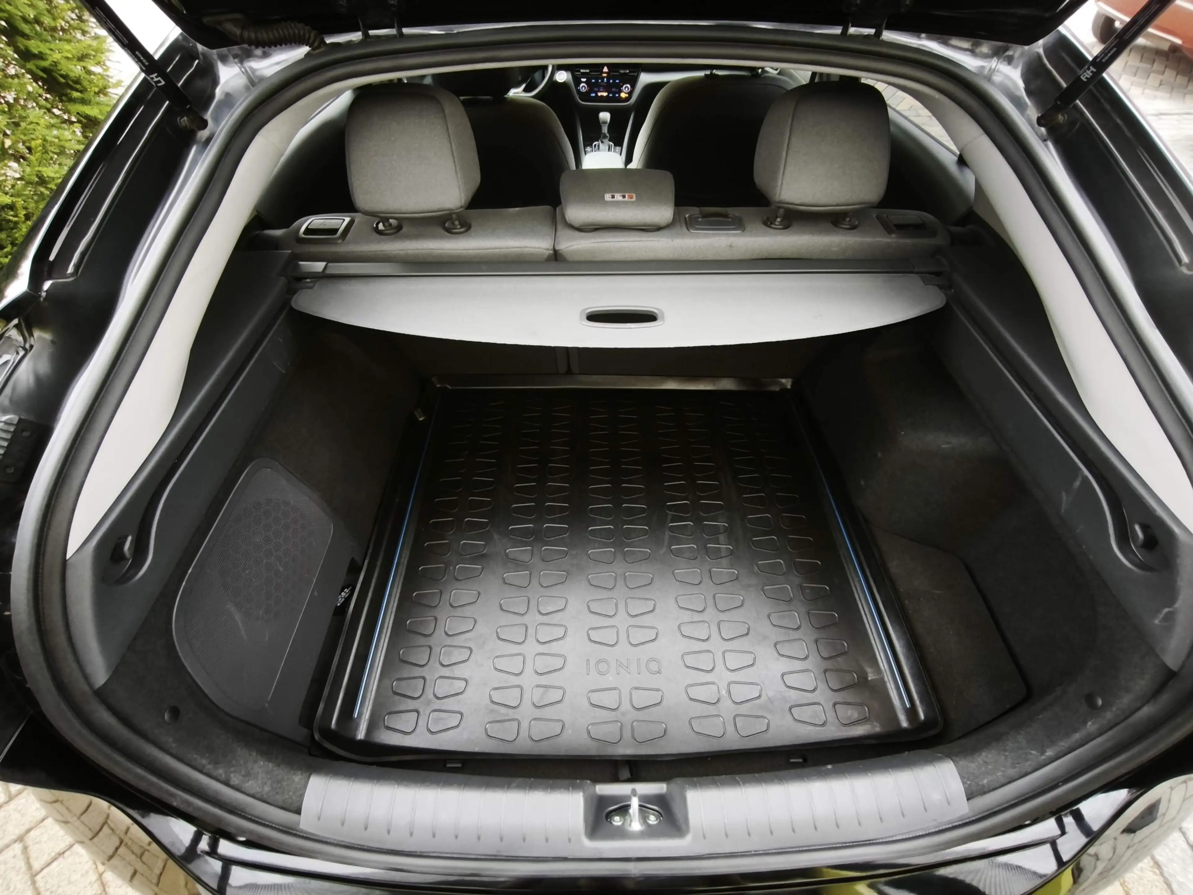 Hyundai IONIQ 1.6 GDi i-Motion Navi|Camera — photo 15