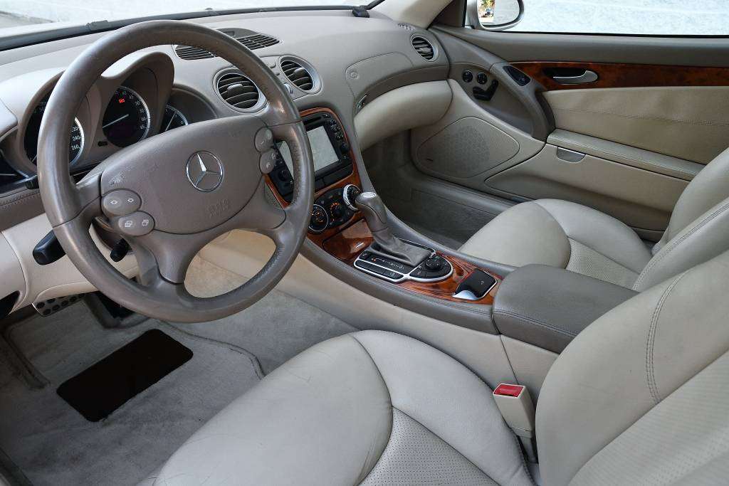 2003 Mercedes-Benz SL-Class