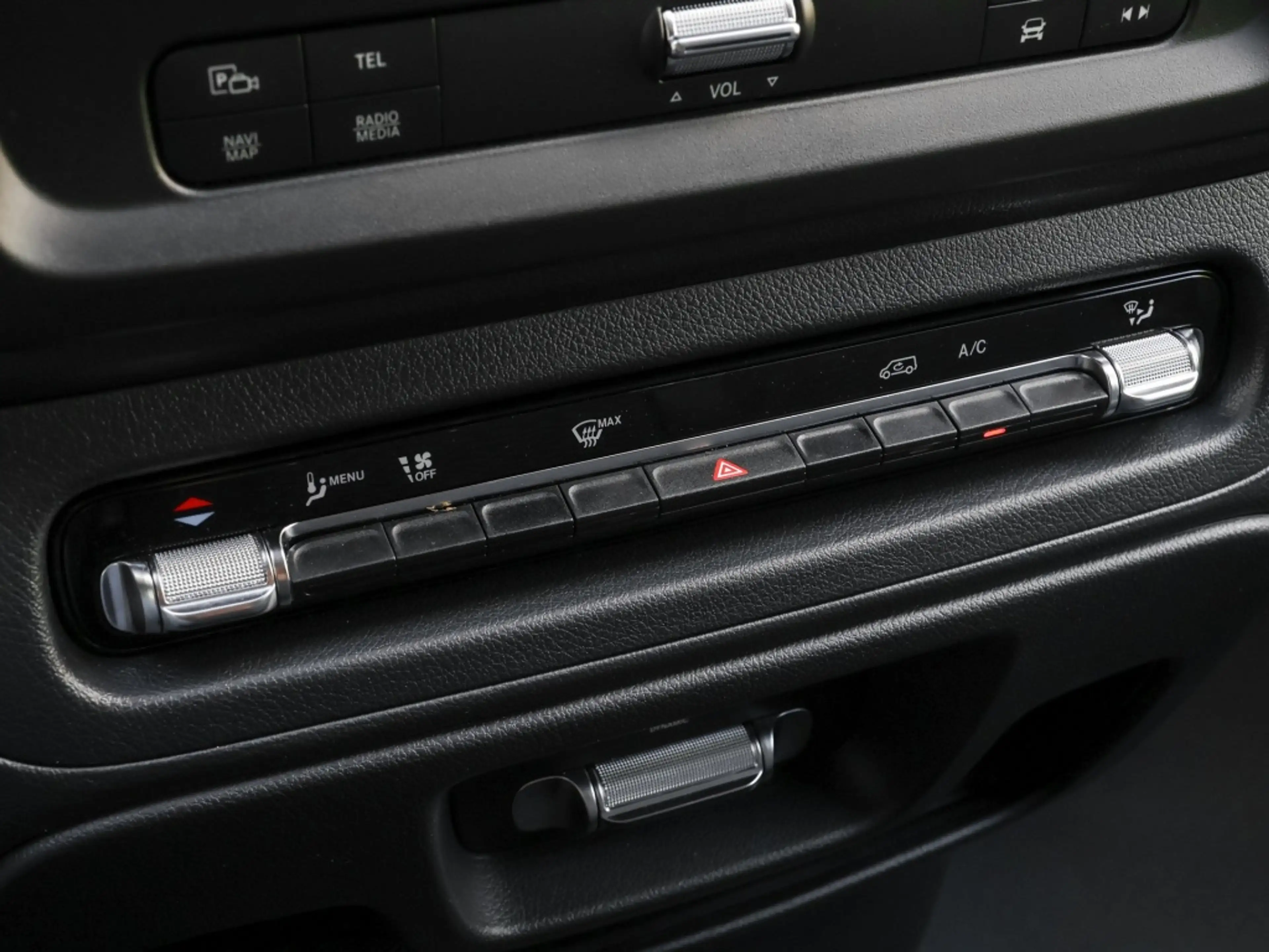 Mercedes-Benz Vito 116 Kasten/lang/AHK/Kamera/Klima/Navi/Holz — photo 11