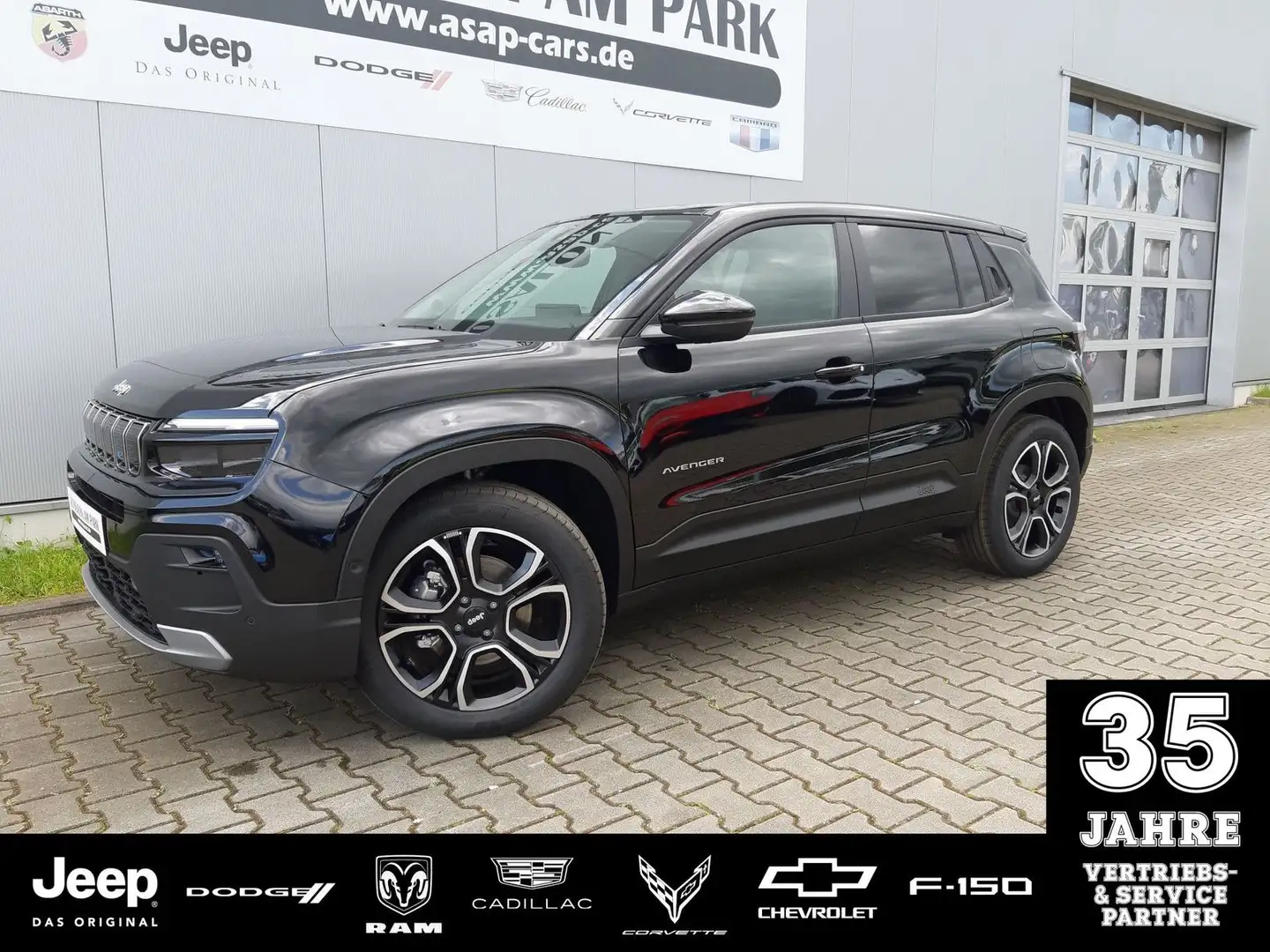Jeep Avenger Summit - Infotainment, LED, 18" LM Schwarz - 1