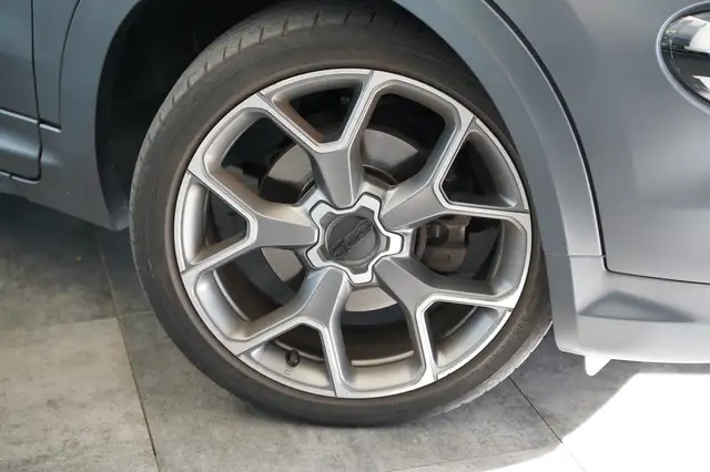 Fiat 500X view 4