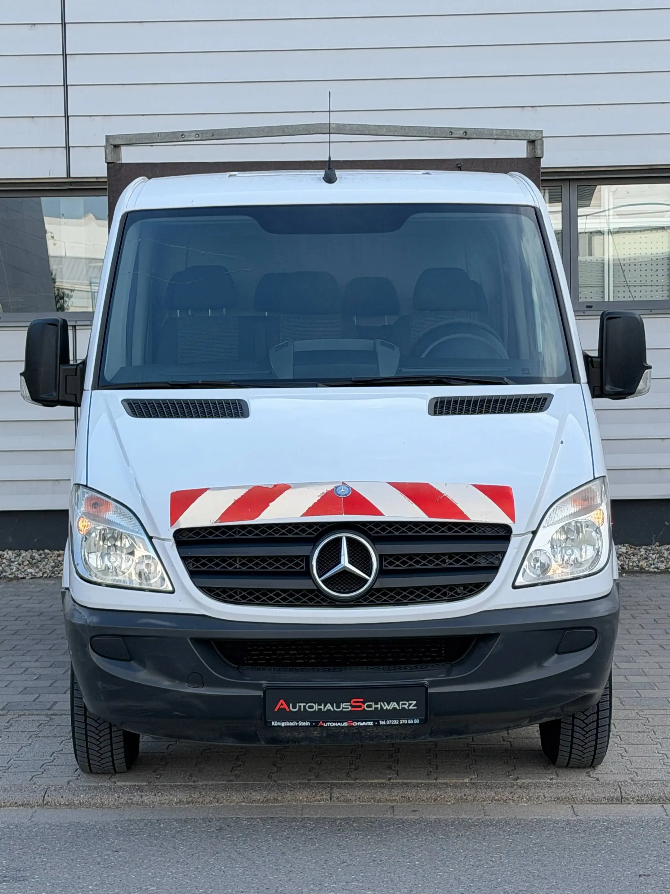 Mercedes-Benz Sprinter Pritsche 213CDI Euro5 AHK 7Sitzer Tüv 06/28 — photo 2