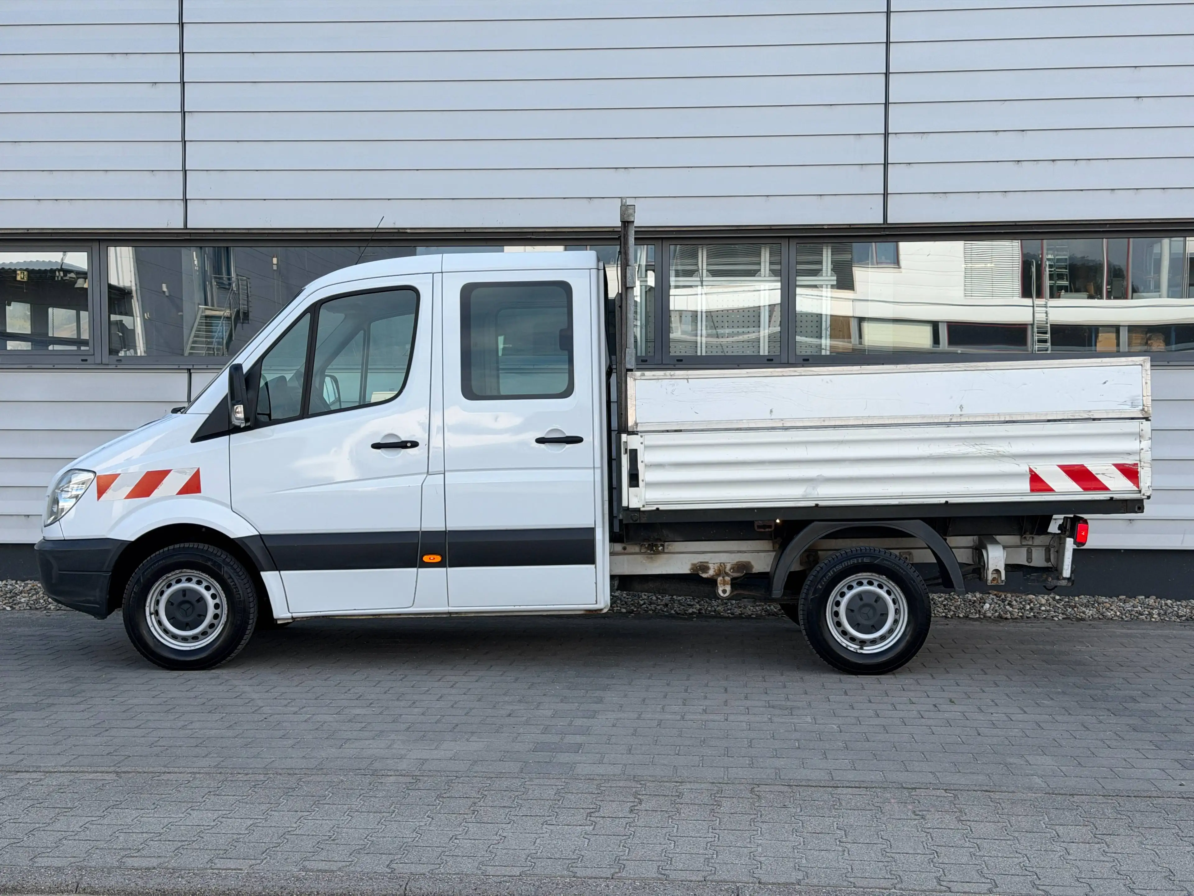 Mercedes-Benz Sprinter Pritsche 213CDI Euro5 AHK 7Sitzer Tüv 06/28 — photo 4