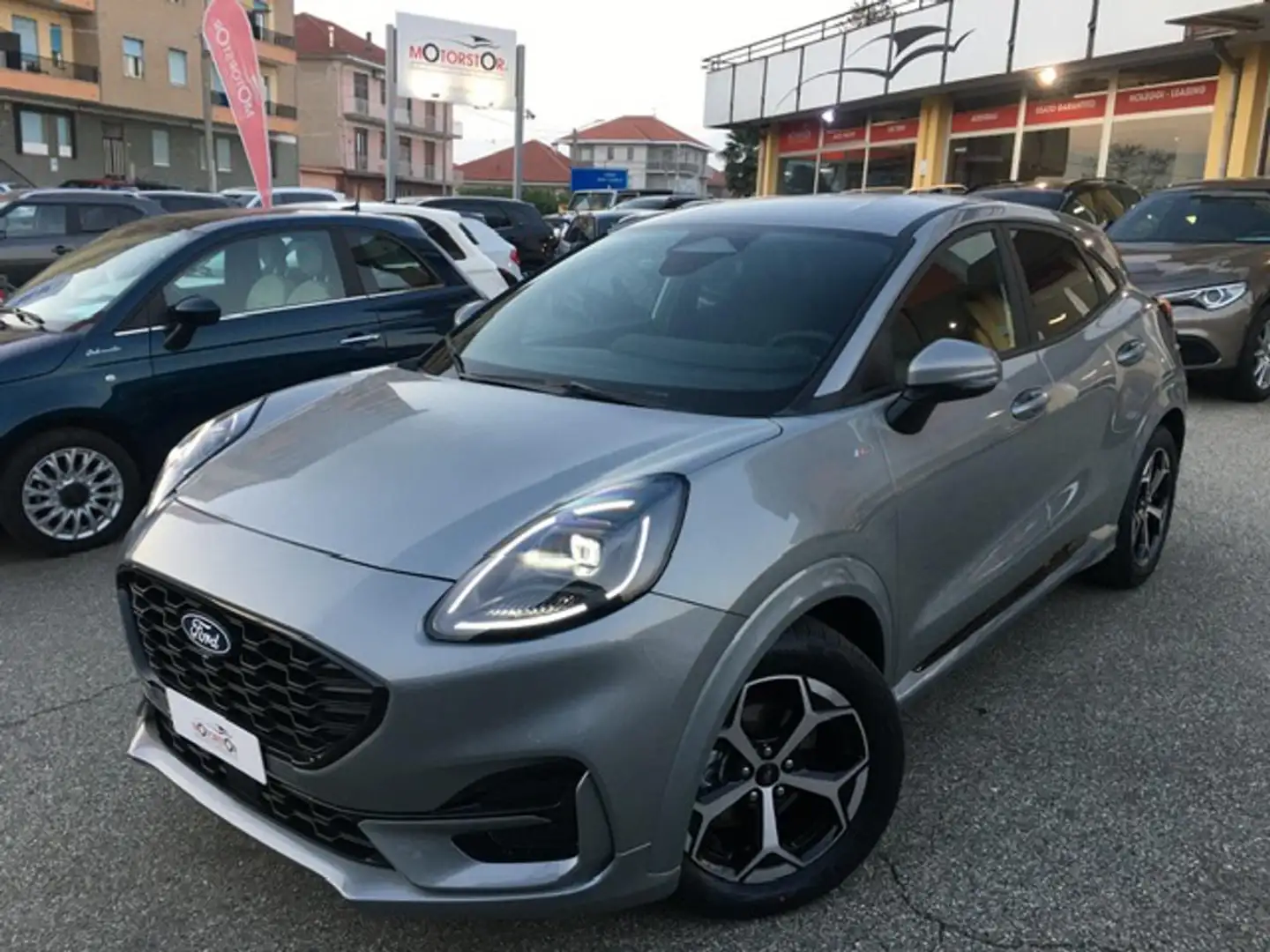 Ford Puma 1.0 Hybrid 125cv AT7 ST-Line + Winter Pack Gris - 1