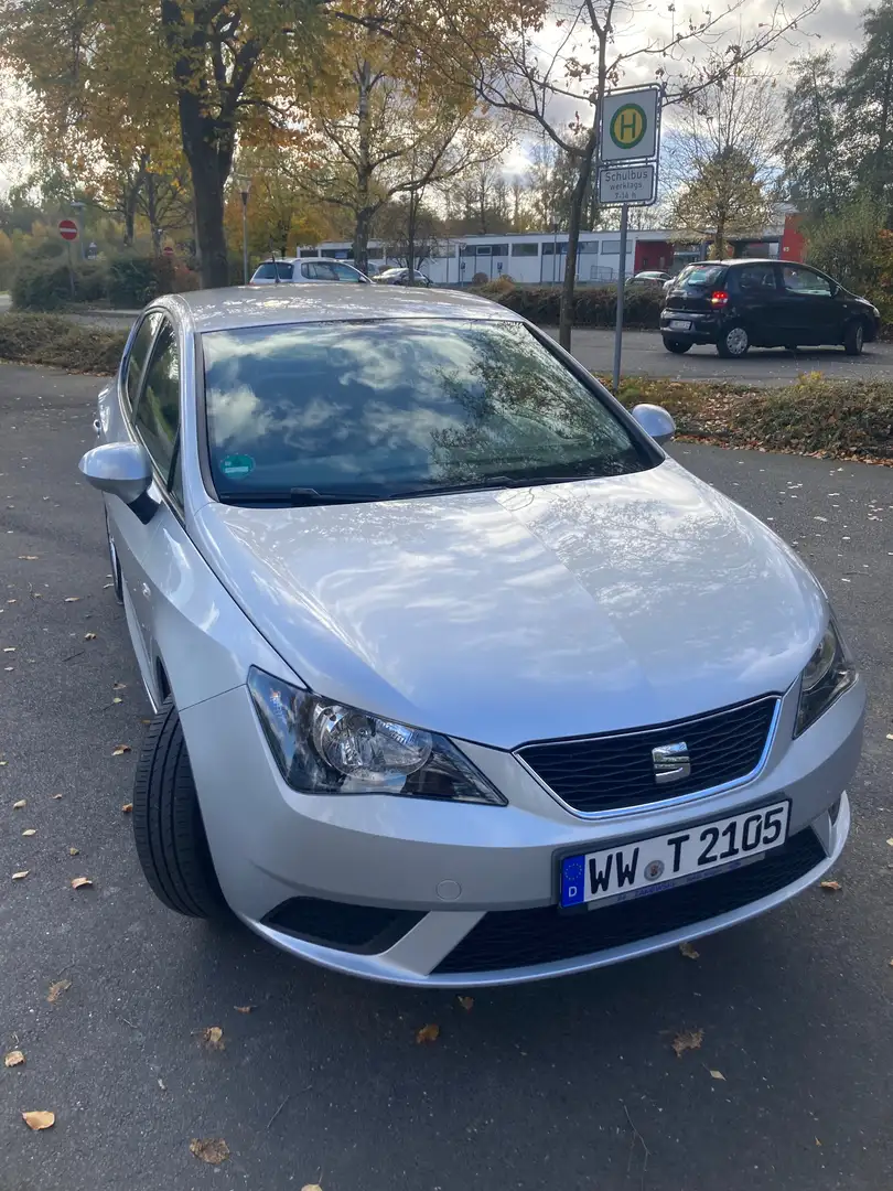 SEAT Ibiza 1.2 TSI Style Salsa Stříbrná - 2