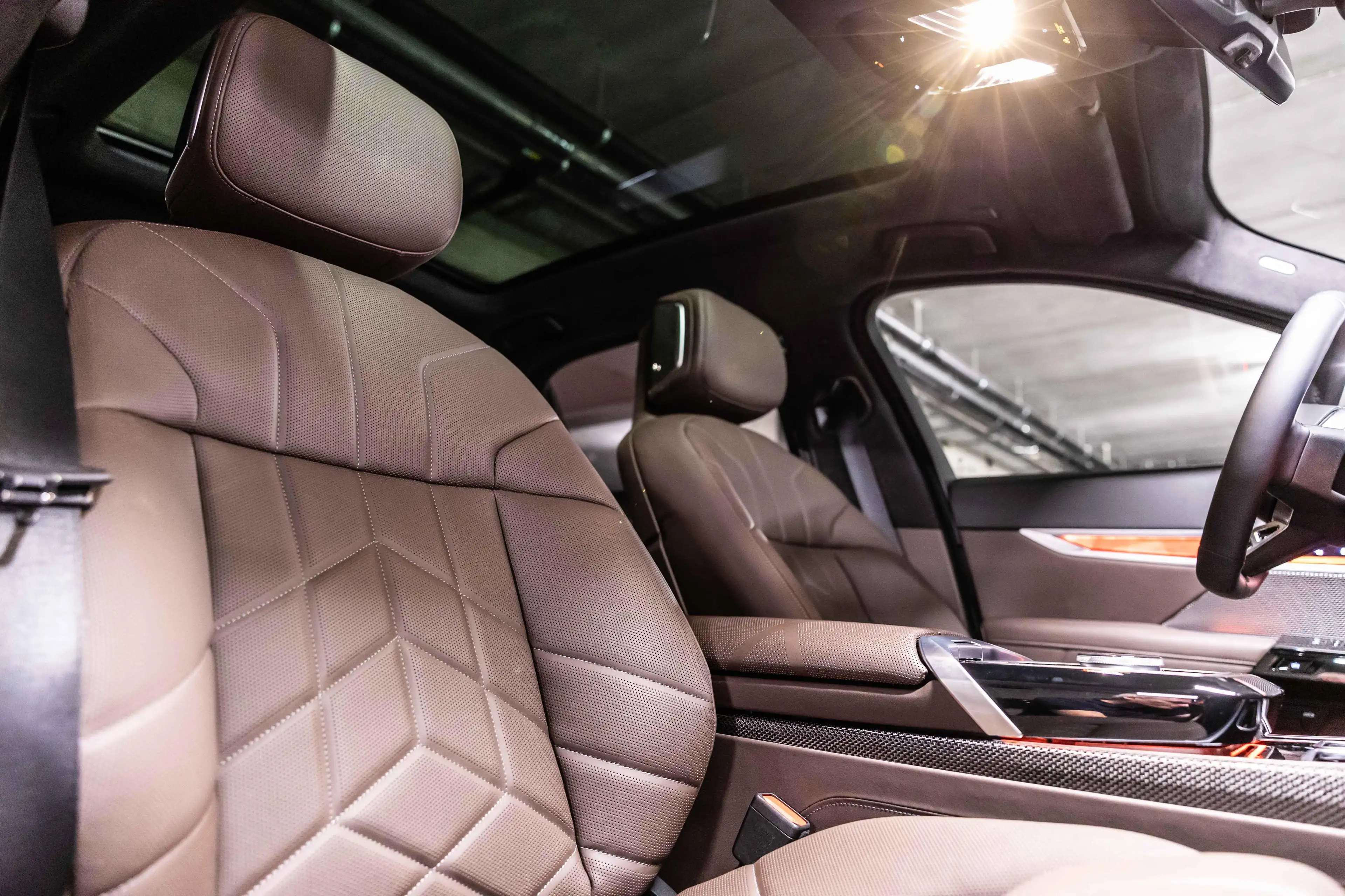 BMW i7 xDrive60 M Sport PRO GRAN LUSSO | EXECUTIVE LOUNGE — photo 14