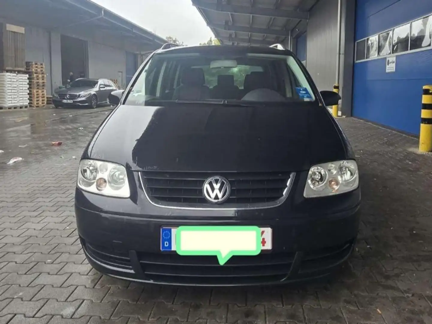 Volkswagen Touran Trendline Schwarz - 1