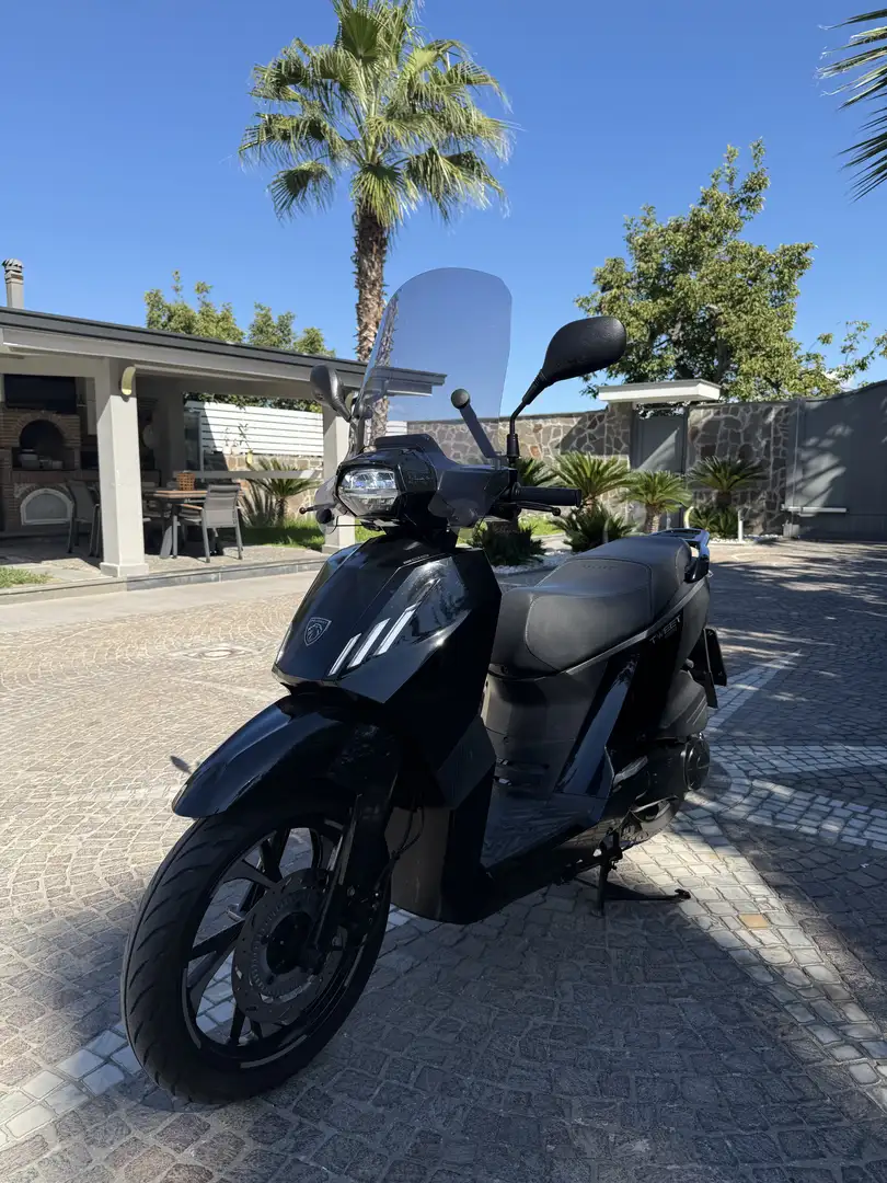Peugeot Tweet 200cc - 2