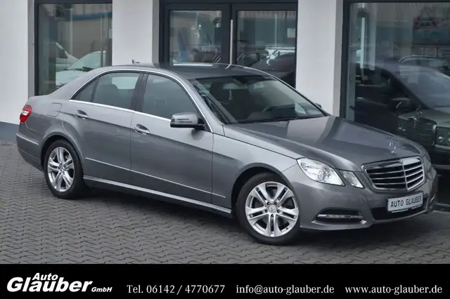 Mercedes-Benz E 300 CDI BE/Avantgarde/Navi/Teilleder/1.Hand