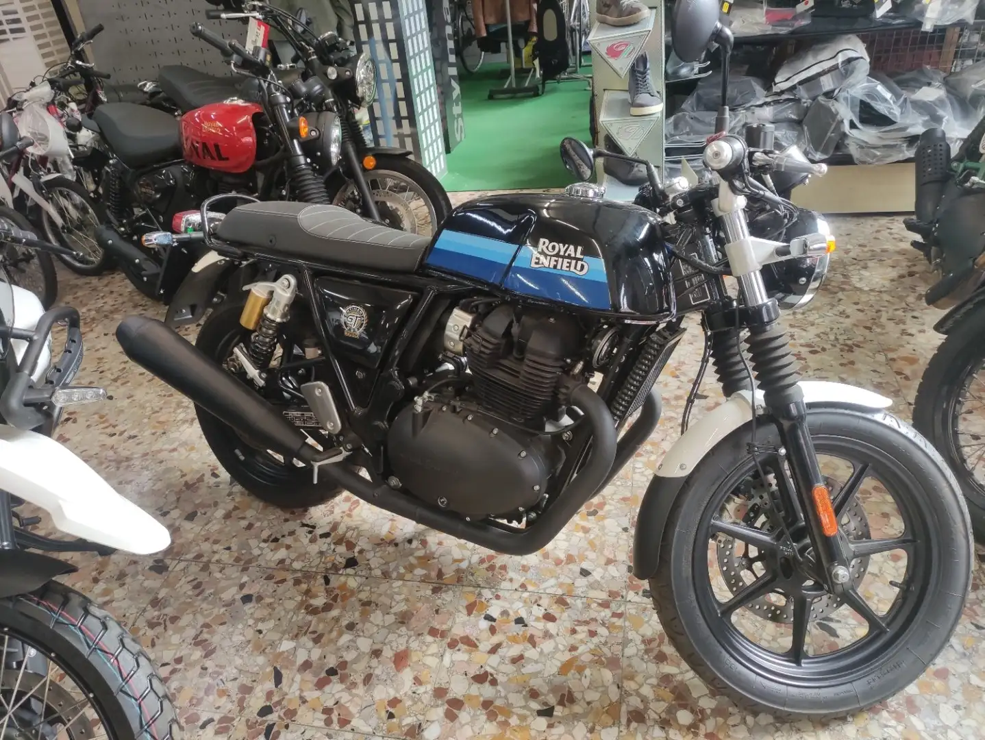 Royal Enfield Continental GT Czarny - 1