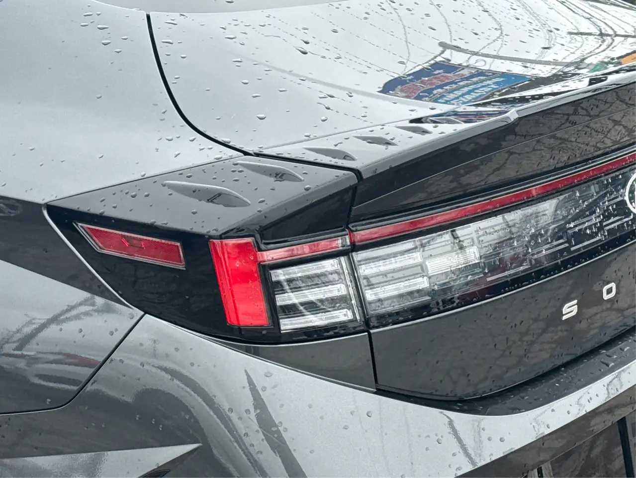 Hyundai SONATA снимка Hyundai SONATA