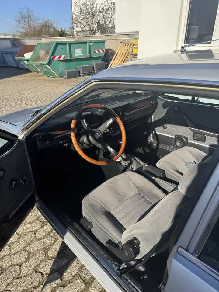 Alfa Romeo Alfetta GTV, foto 12