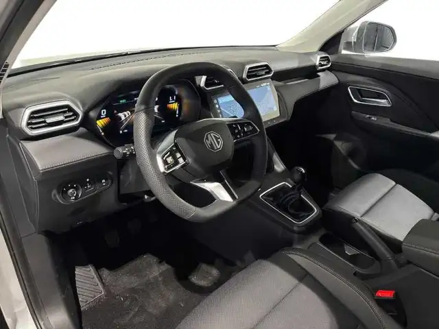 MG ZS view 11