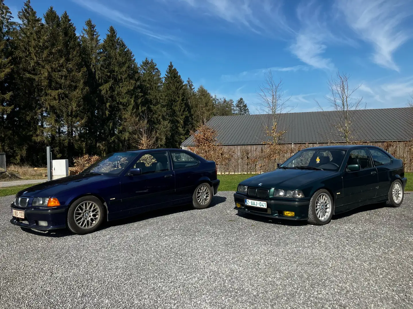 BMW 323 323ti - 1