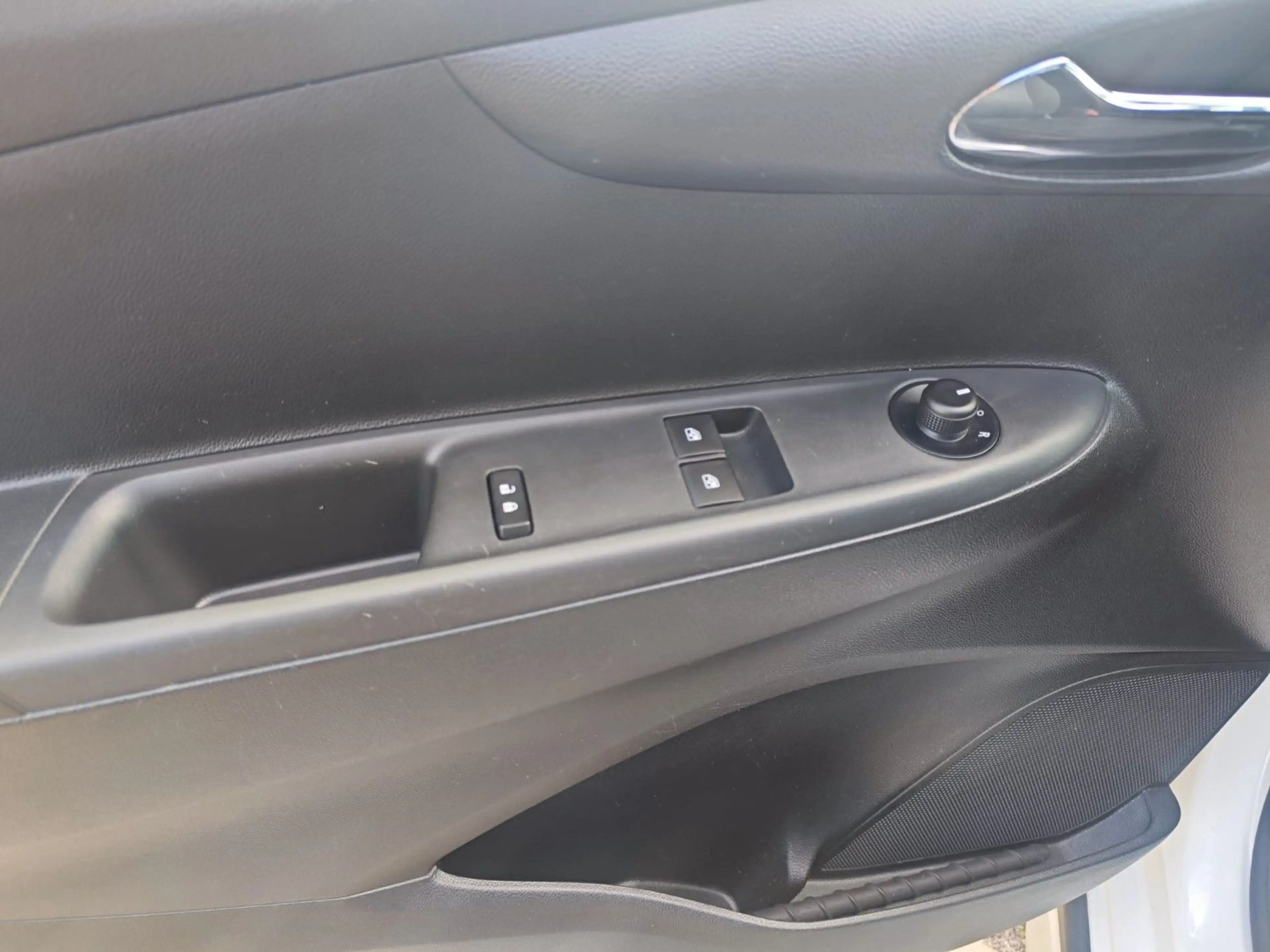Opel Karl Rocks DAB Sitzhzg Alu 8fach MFL Lederlenkr — photo 6