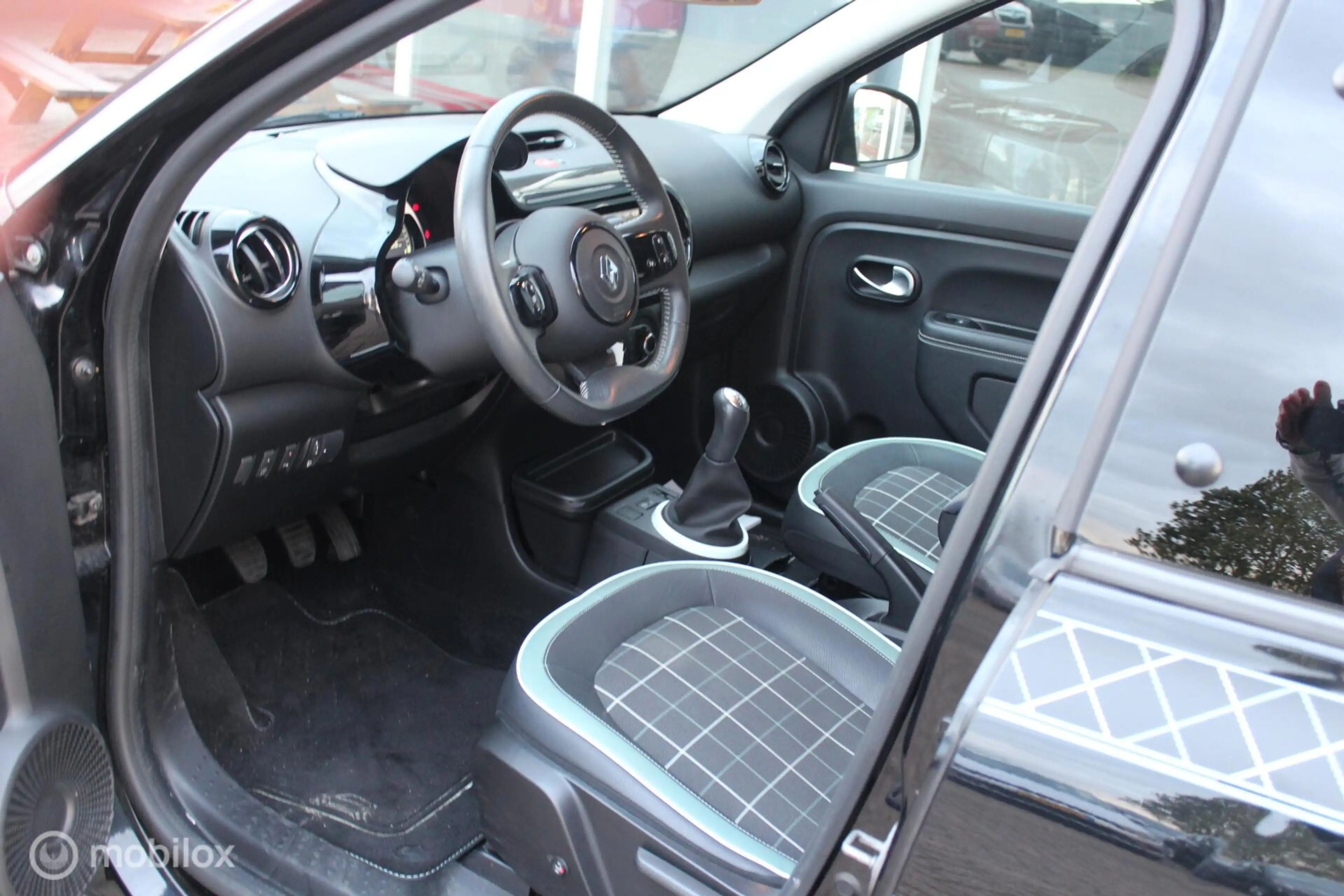 Renault Twingo 1.0 SCe LaParisienne Cabrio/Climate/Stoelverw — photo 10
