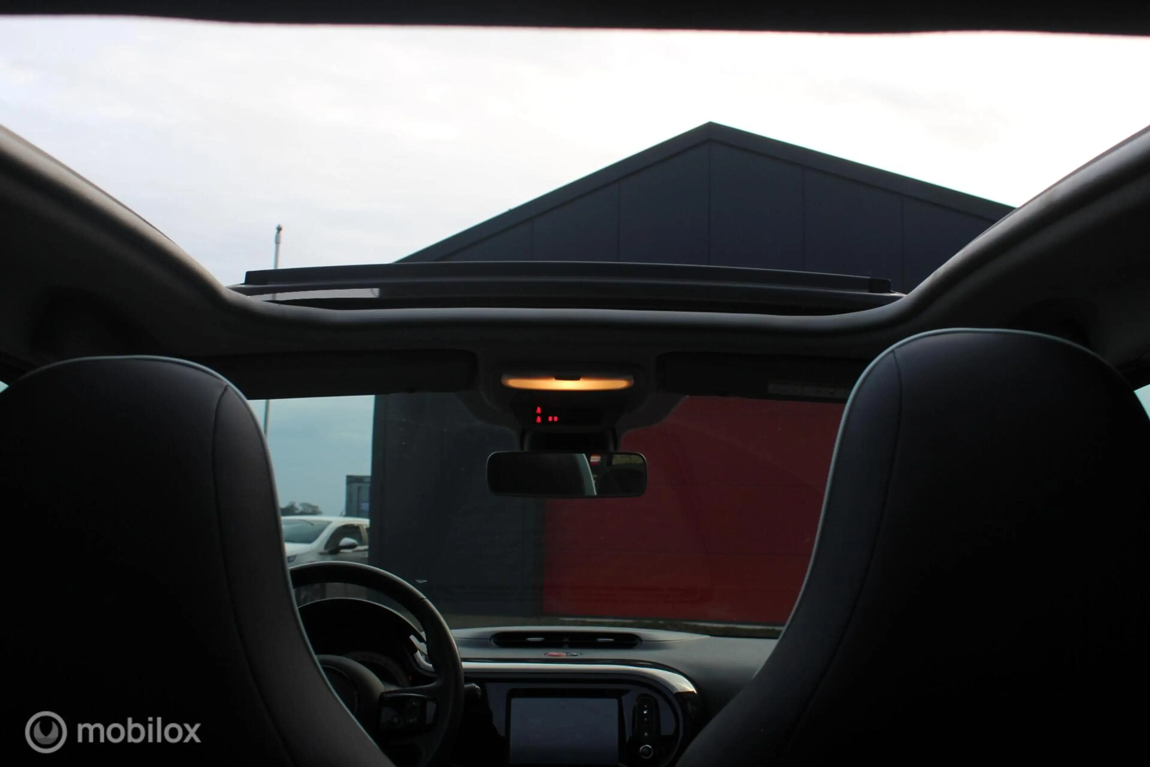 Renault Twingo 1.0 SCe LaParisienne Cabrio/Climate/Stoelverw — photo 25
