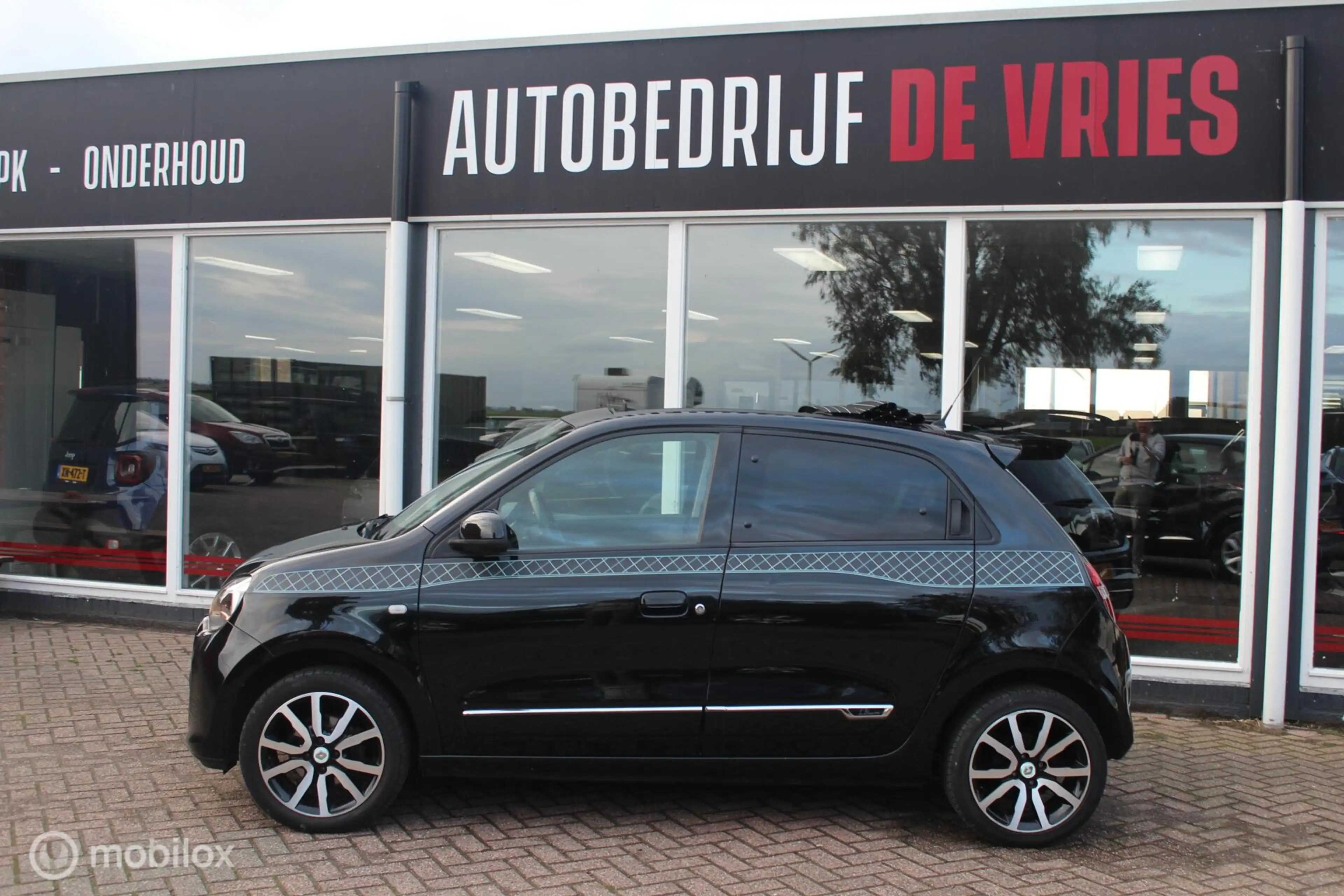 Renault Twingo 1.0 SCe LaParisienne Cabrio/Climate/Stoelverw — photo 6
