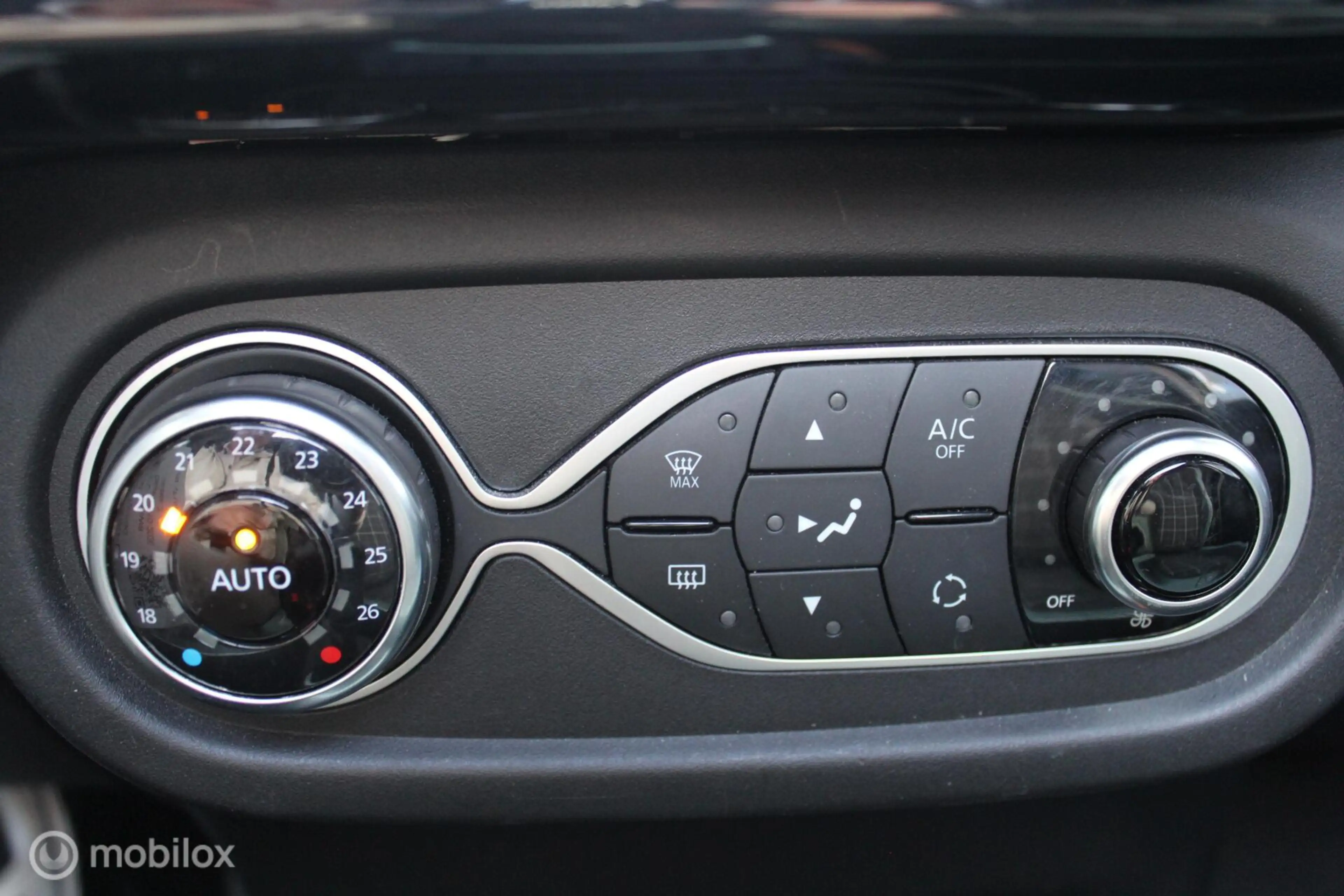 Renault Twingo 1.0 SCe LaParisienne Cabrio/Climate/Stoelverw — photo 21