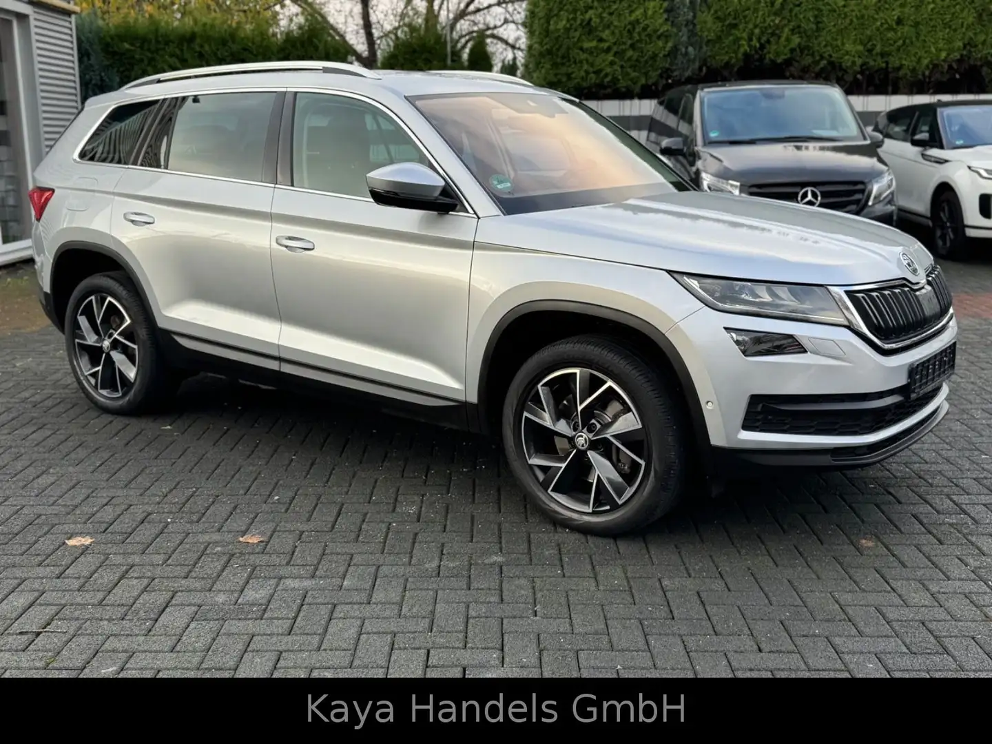Skoda Kodiaq Style 4x4 ACC/Virtual/Navi/Kamera/7-Sitze Silber - 2