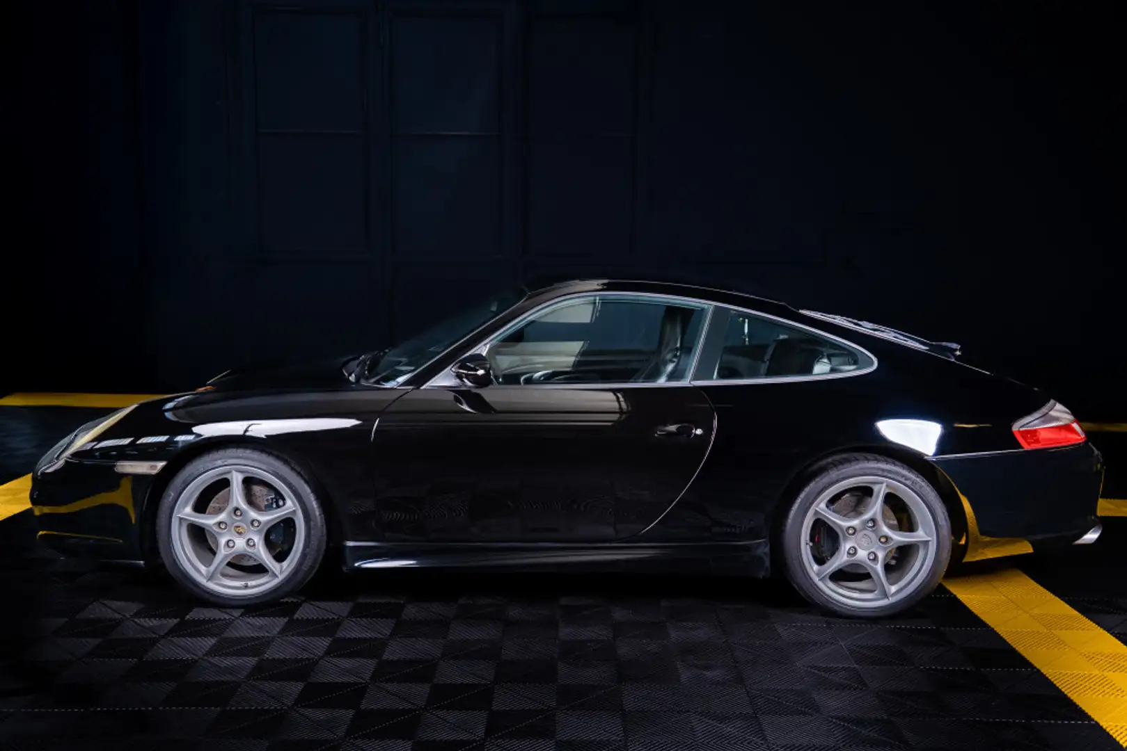 Porsche 911 Carrera Coupe | 3.6l l 1.Hand Noir - 1