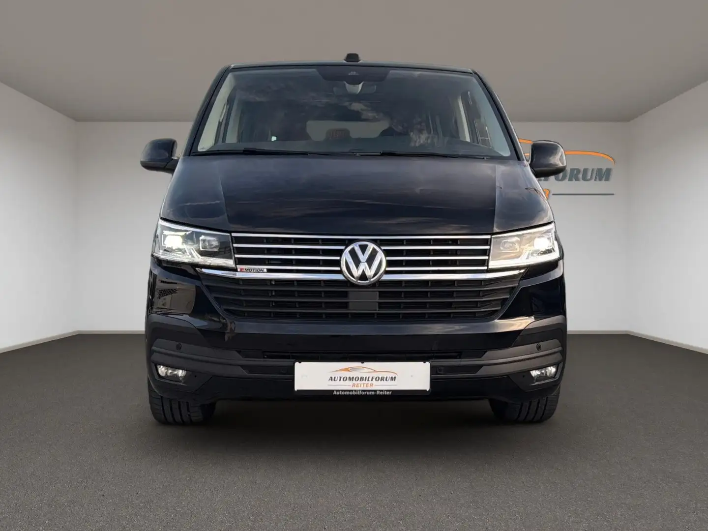 Volkswagen T6 Multivan T6.1 Multivan Highline 4 Motion Stand AHK Schwarz - 2