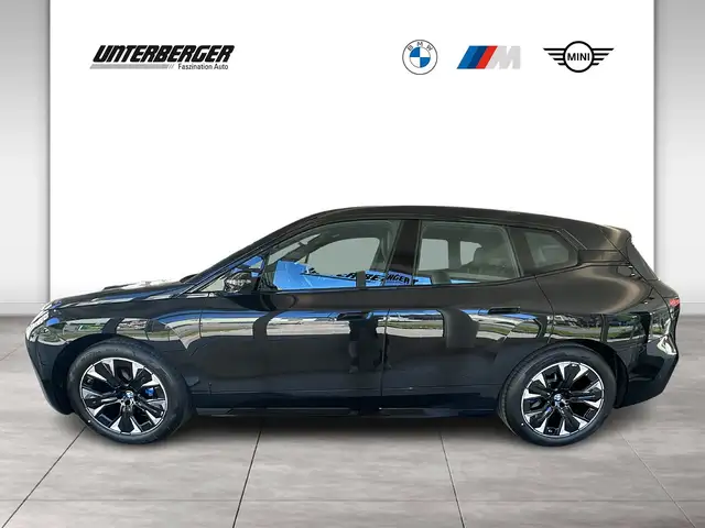BMW iX xDrive45 I20 Ansicht 3