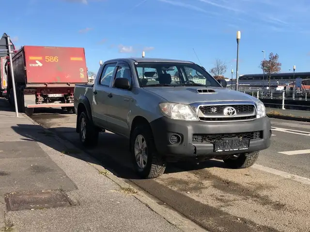 Toyota Hilux 2.5 D-4D 4WD Highlands