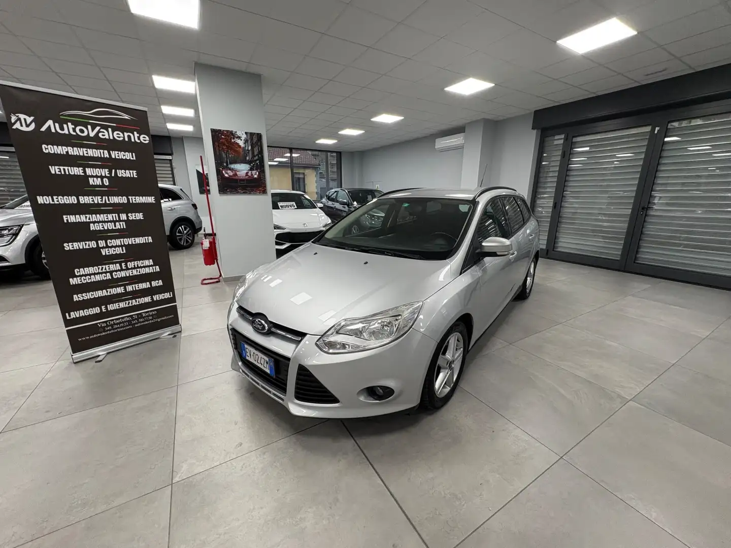Ford Focus Focus 1.6 TDCi 95 CV SW Grijs - 1