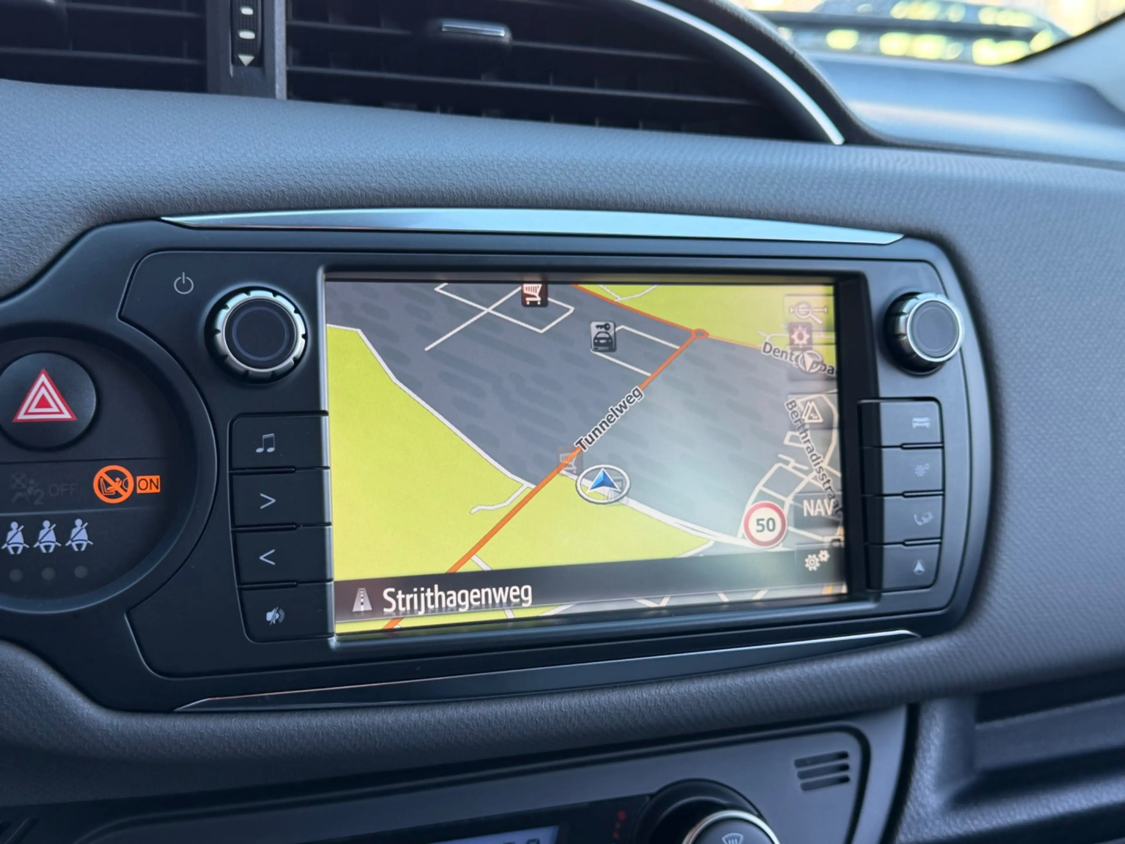 Toyota Yaris 1.5 Hybrid automaat, NAP, Navi, Camera, Climate — photo 25