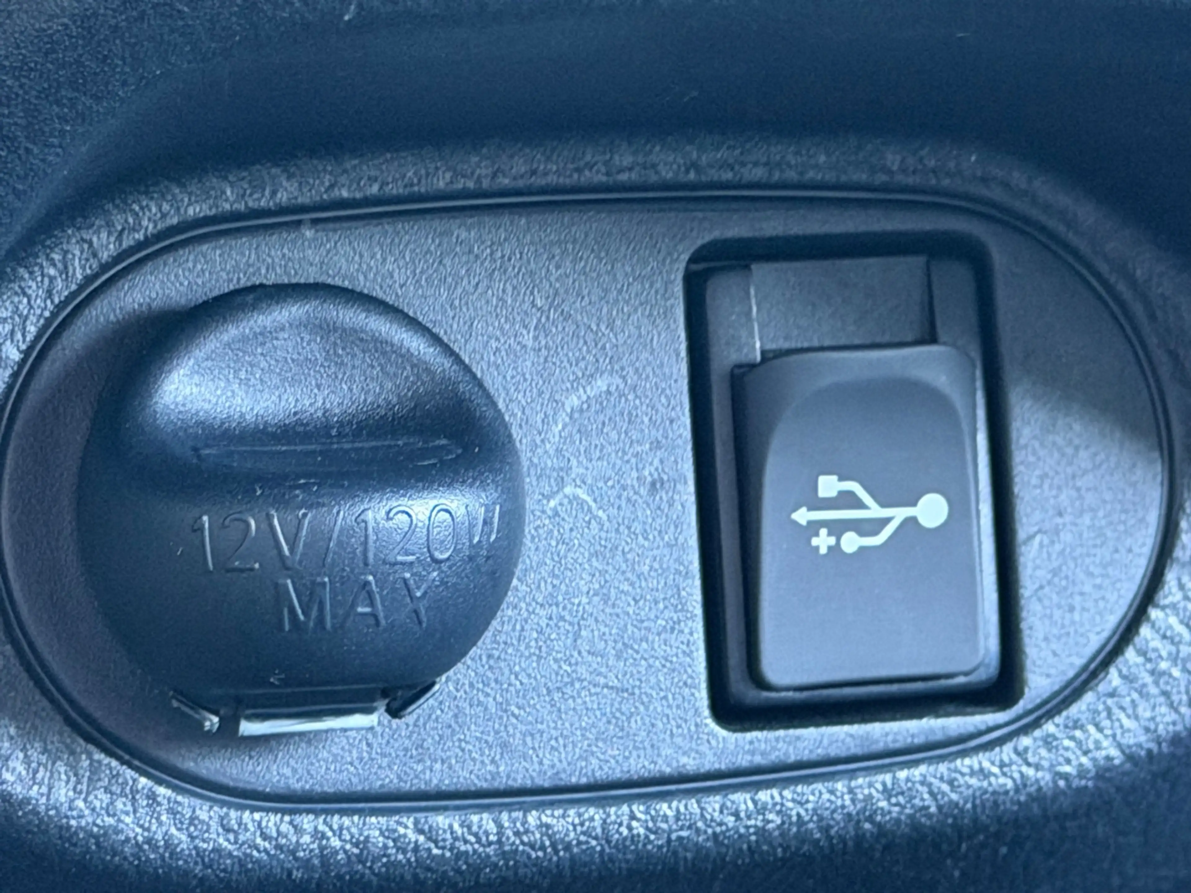 Toyota Yaris 1.5 Hybrid automaat, NAP, Navi, Camera, Climate — photo 24