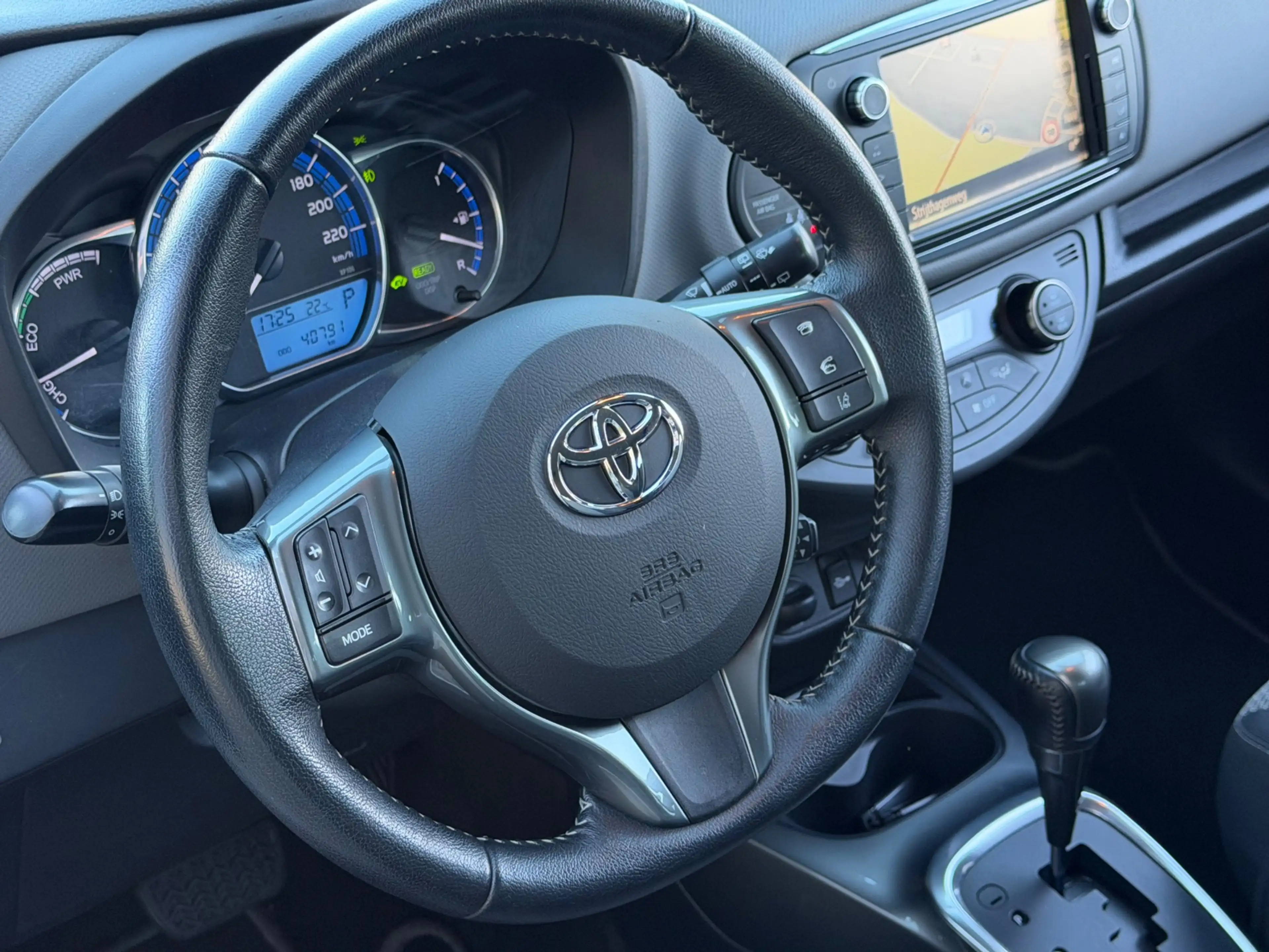Toyota Yaris 1.5 Hybrid automaat, NAP, Navi, Camera, Climate — photo 8