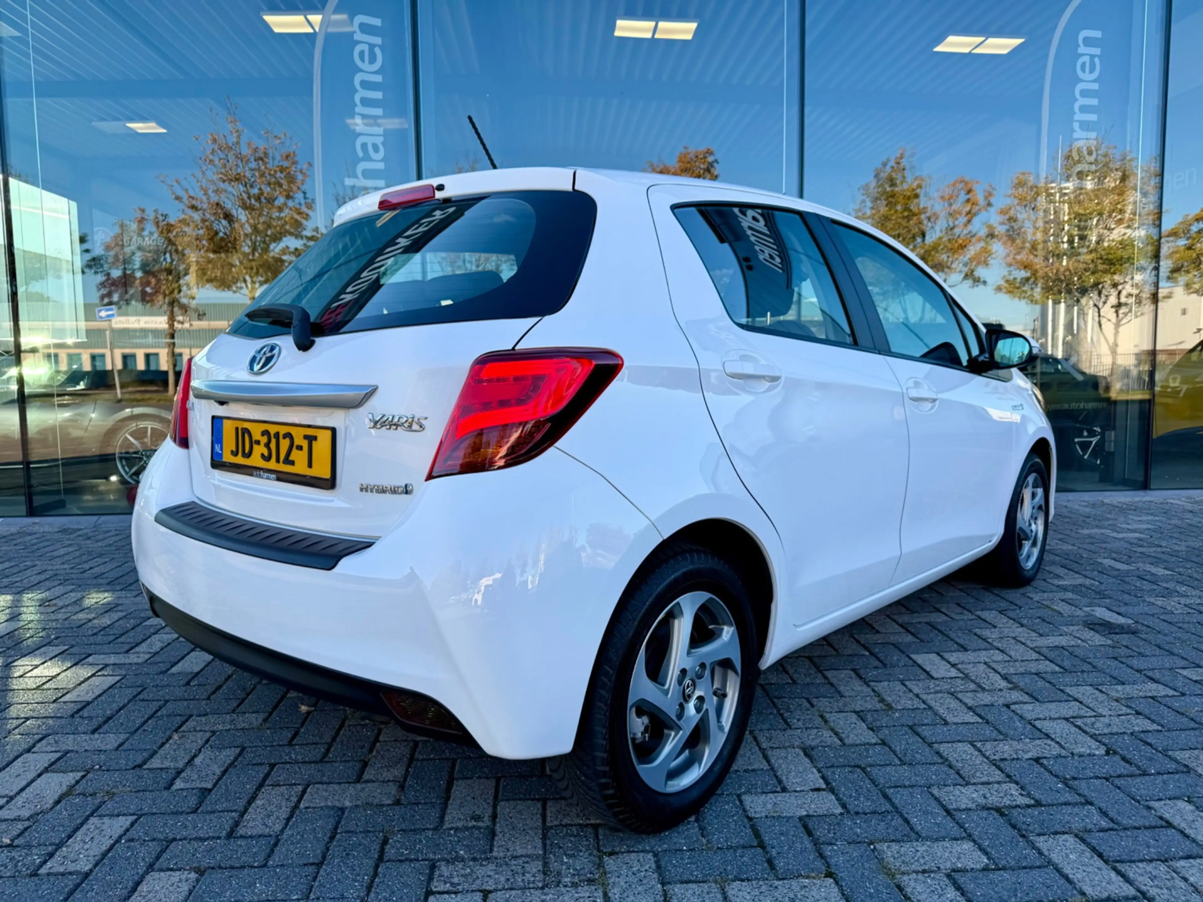 Toyota Yaris 1.5 Hybrid automaat, NAP, Navi, Camera, Climate — photo 2