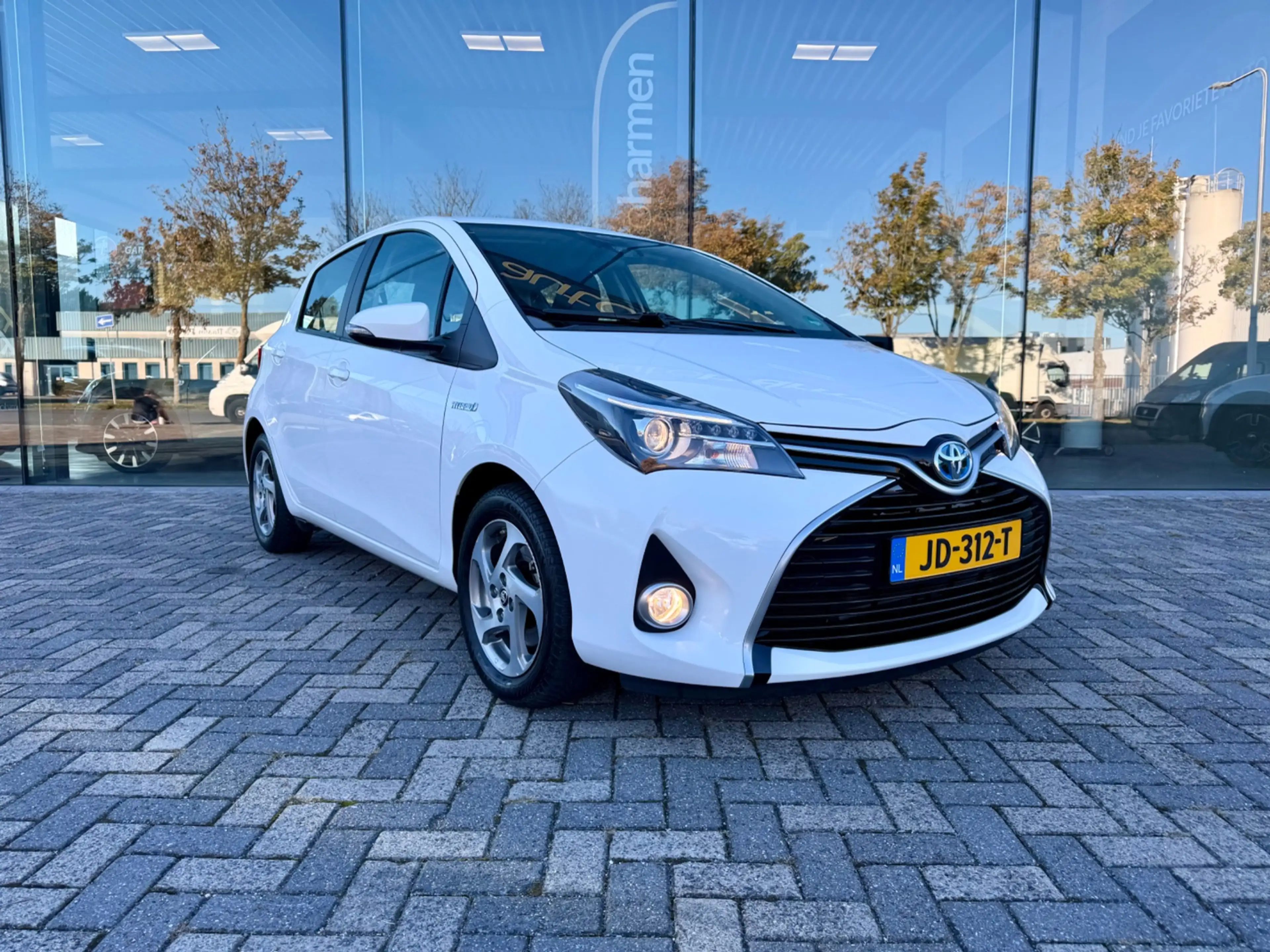 Toyota Yaris 1.5 Hybrid automaat, NAP, Navi, Camera, Climate — photo 17