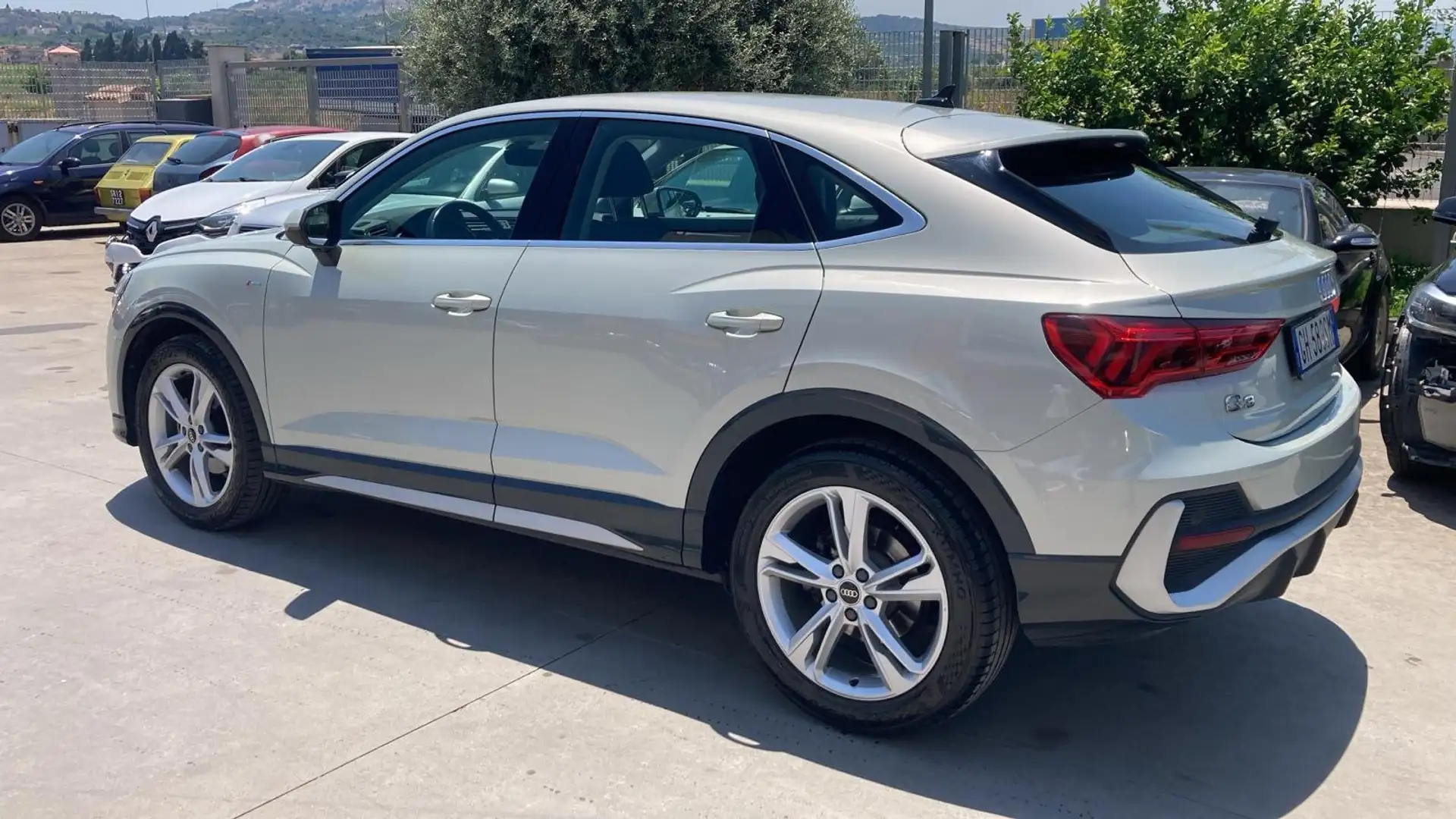 Audi Q3 Q3 2022 Sportback 35 2.0 tdi S line edition Verde - 1