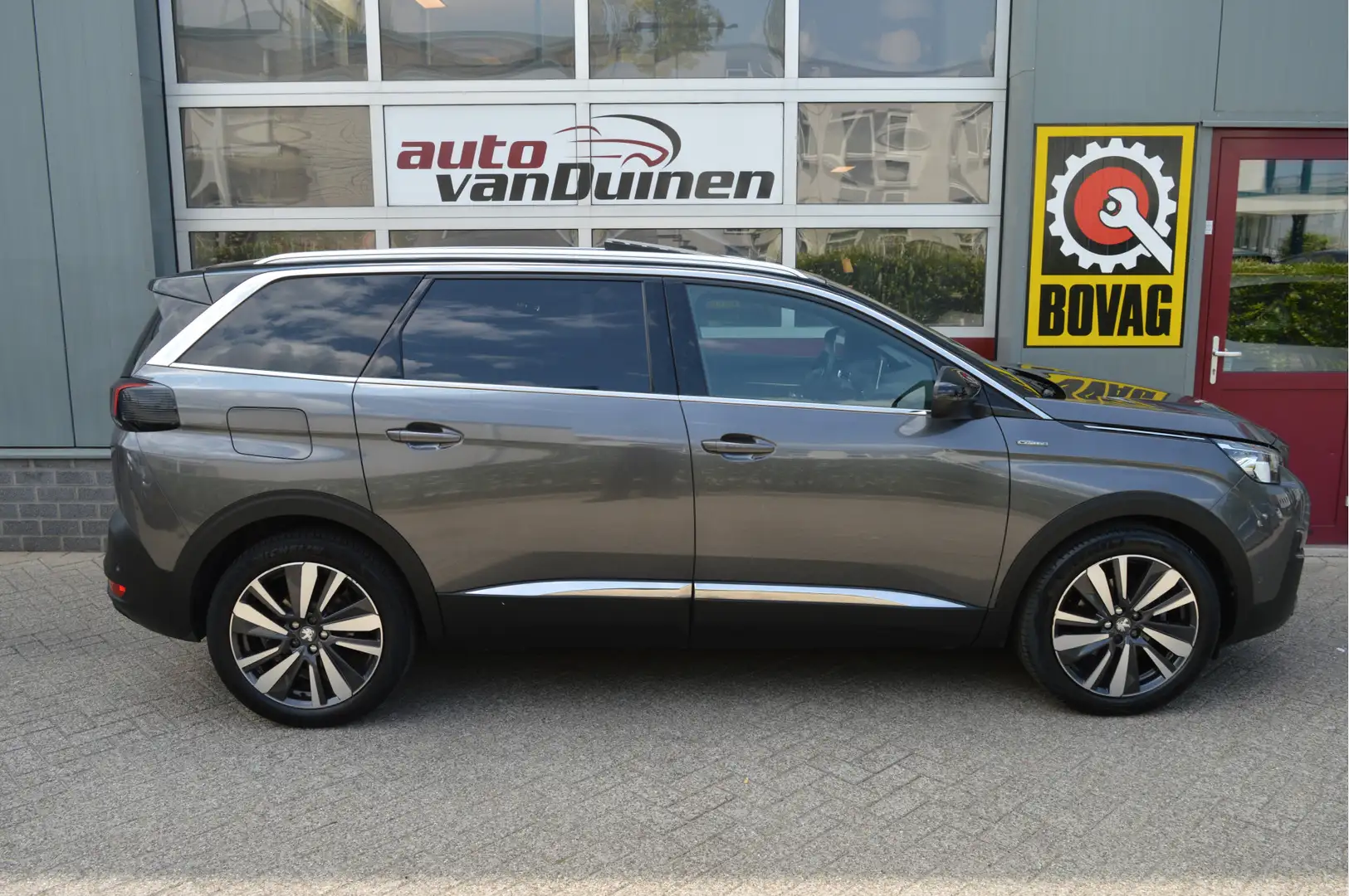 Peugeot 5008 1.2 PureTech Blue Lease GT-Line O.a: Pano, Carplay Gris - 2