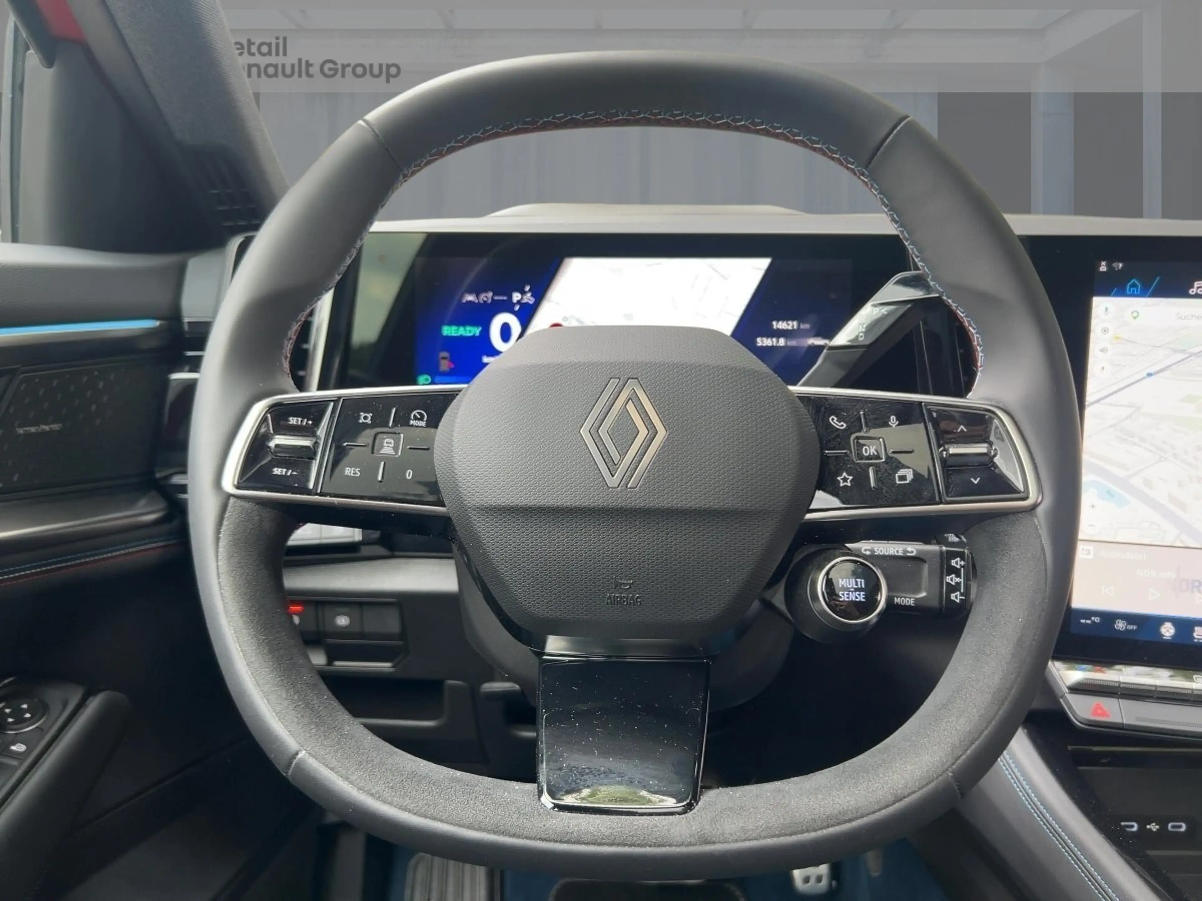 Renault Rafale Atelier Alpine E-Tech Plug-in Hybrid 300 — photo 11