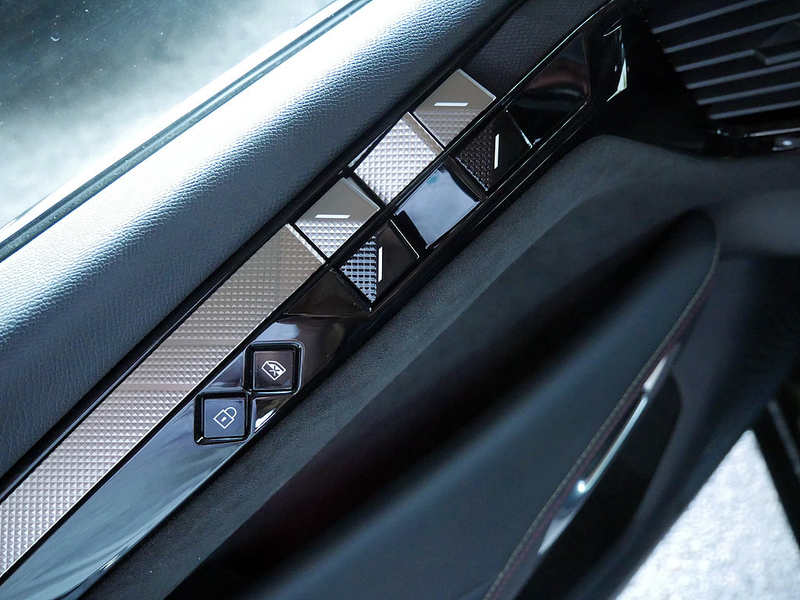 DS Automobiles DS 4 PureTech 130 Performance Line+ LED 360° — photo 10