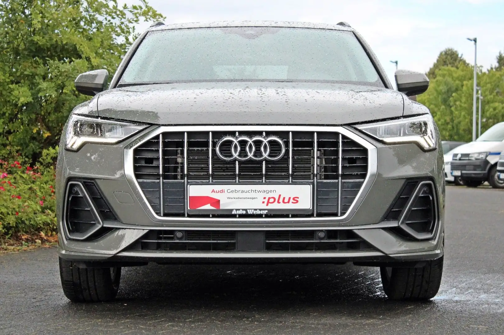 Audi Q3 35TFSI S-tronic S LINE STANDHZ AHK NAV+ SMART Grau - 2