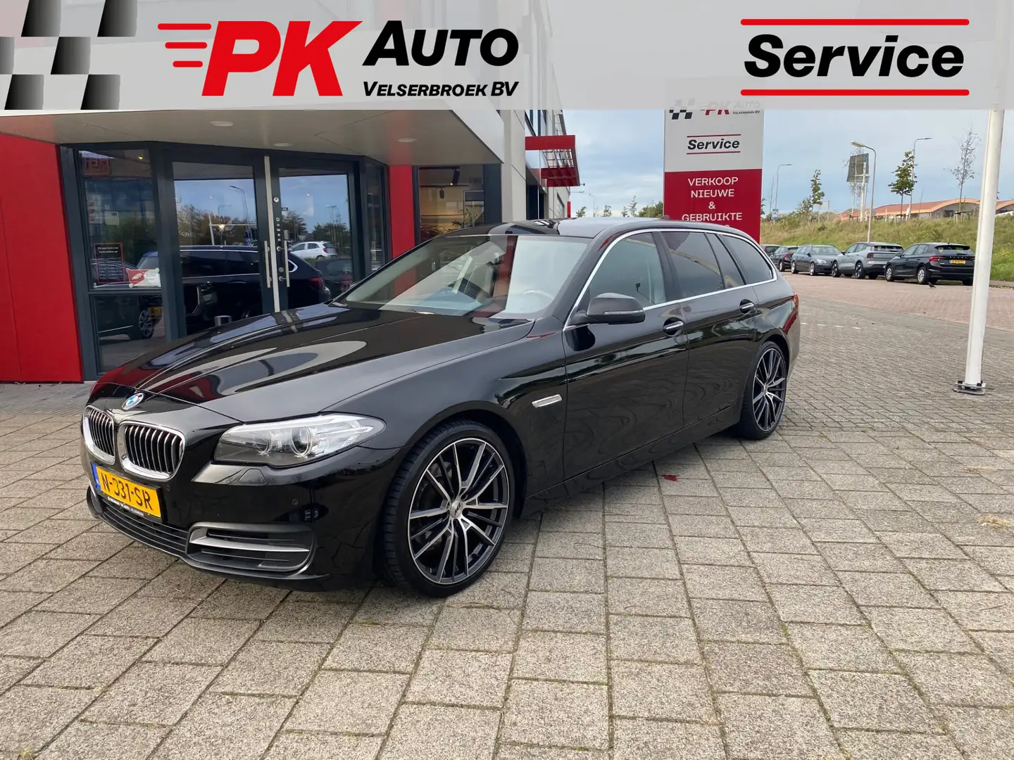 BMW 520 5-serie Touring 520i High Executive | Navi | 19 In Schwarz - 1